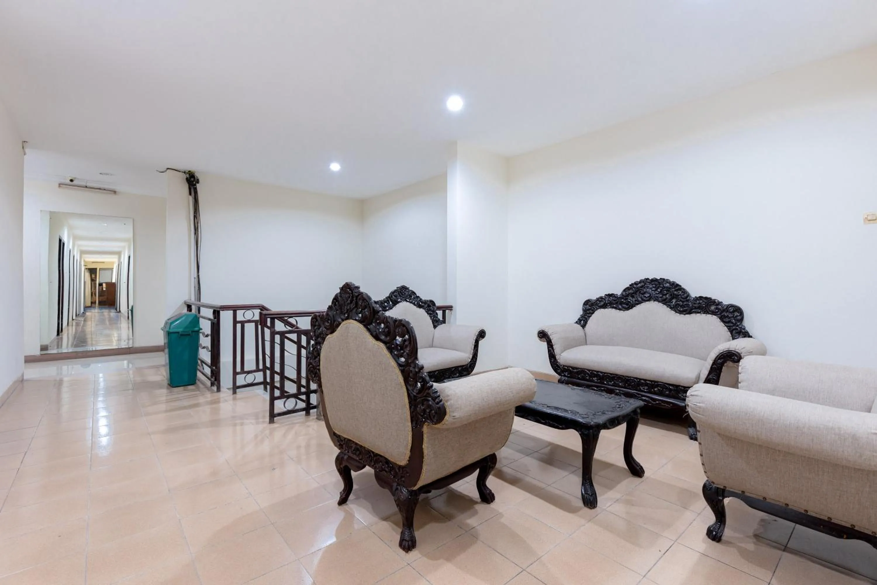 Seating area in Urbanview Hotel Mitra near Grand Indonesia