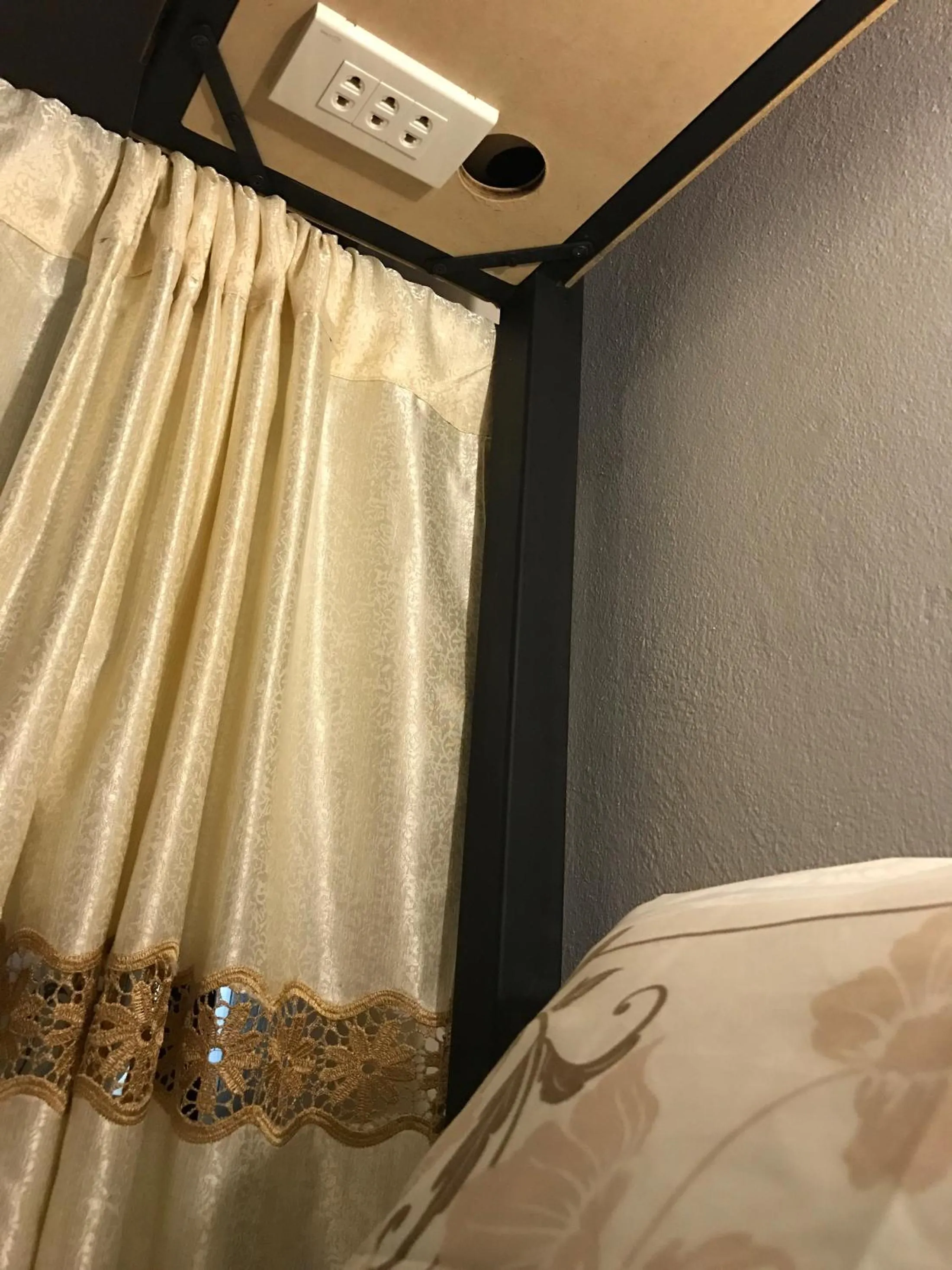 Bed in Siriwan Hostel