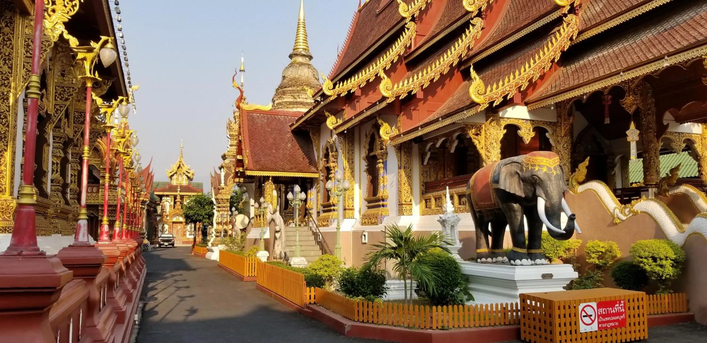 Neighbourhood in Siriwan Hostel