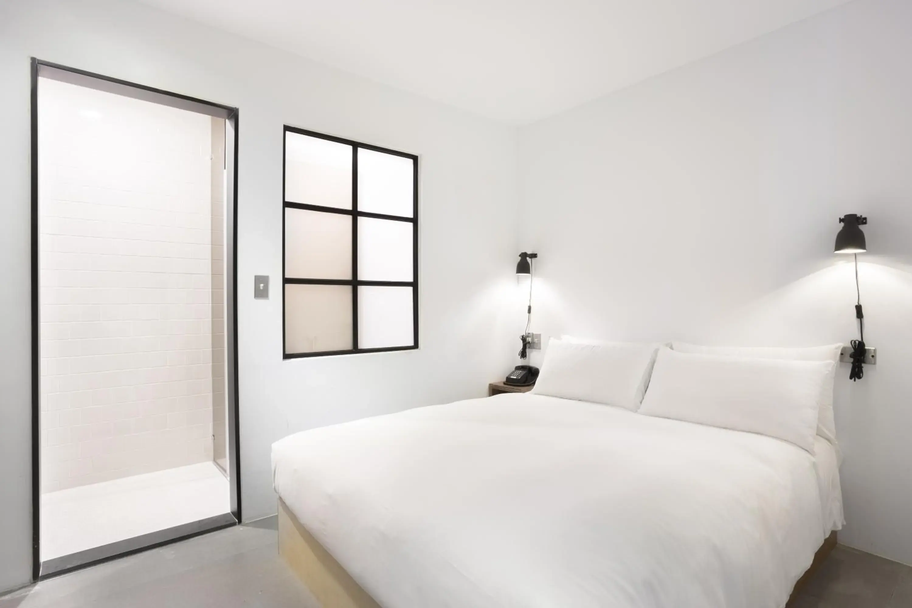 Small Double Room - No Window in ART'OTEL Ximending TAIPEI Small Double Room - No Window in ART'OTEL Ximending TAIPEI