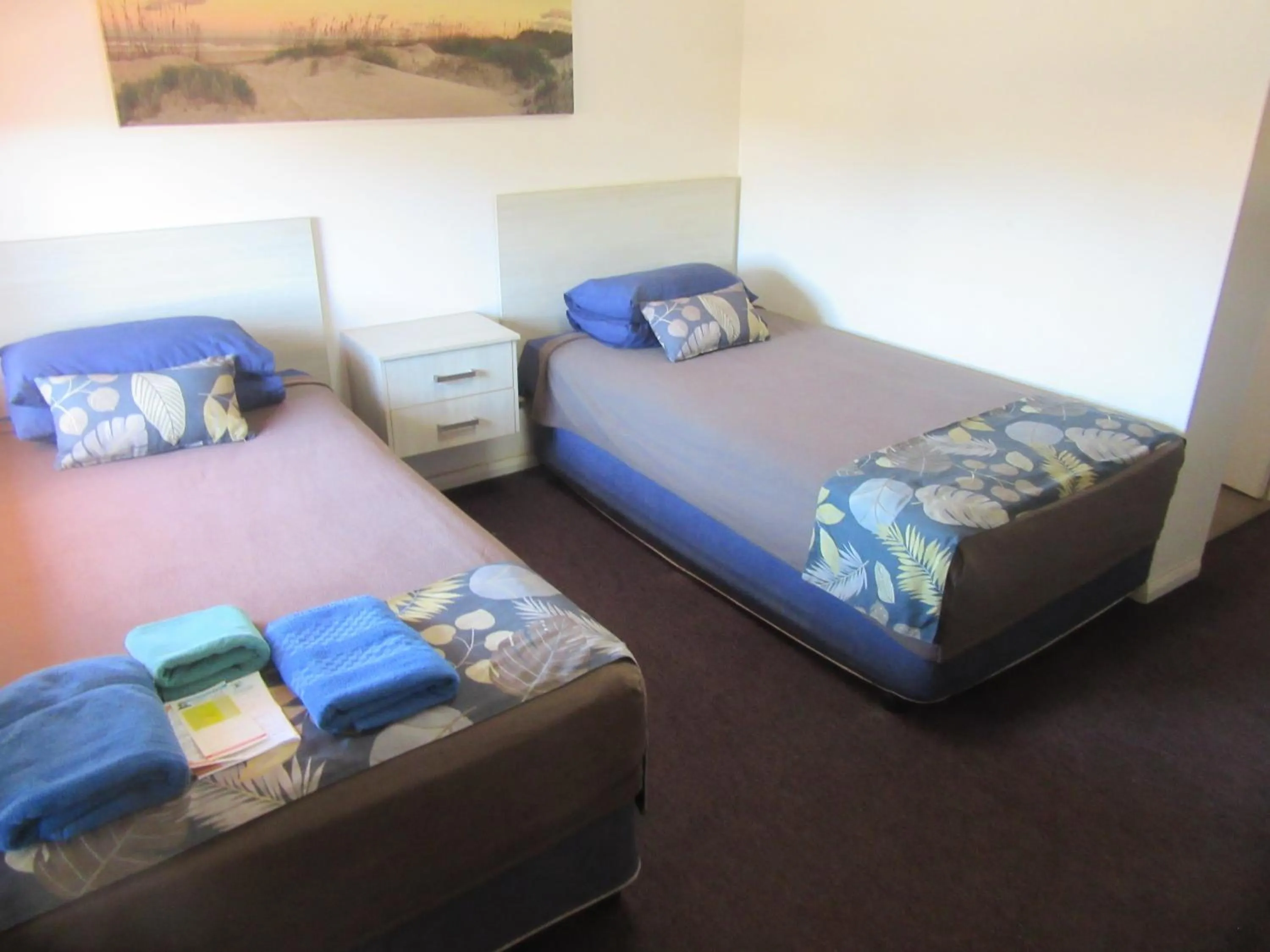 Bed in Dampier Mermaid Hotel Karratha