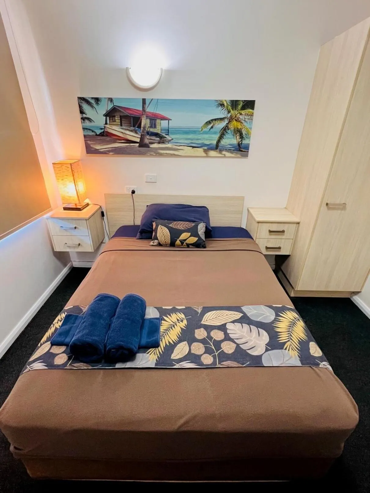 Bed in Dampier Mermaid Hotel Karratha