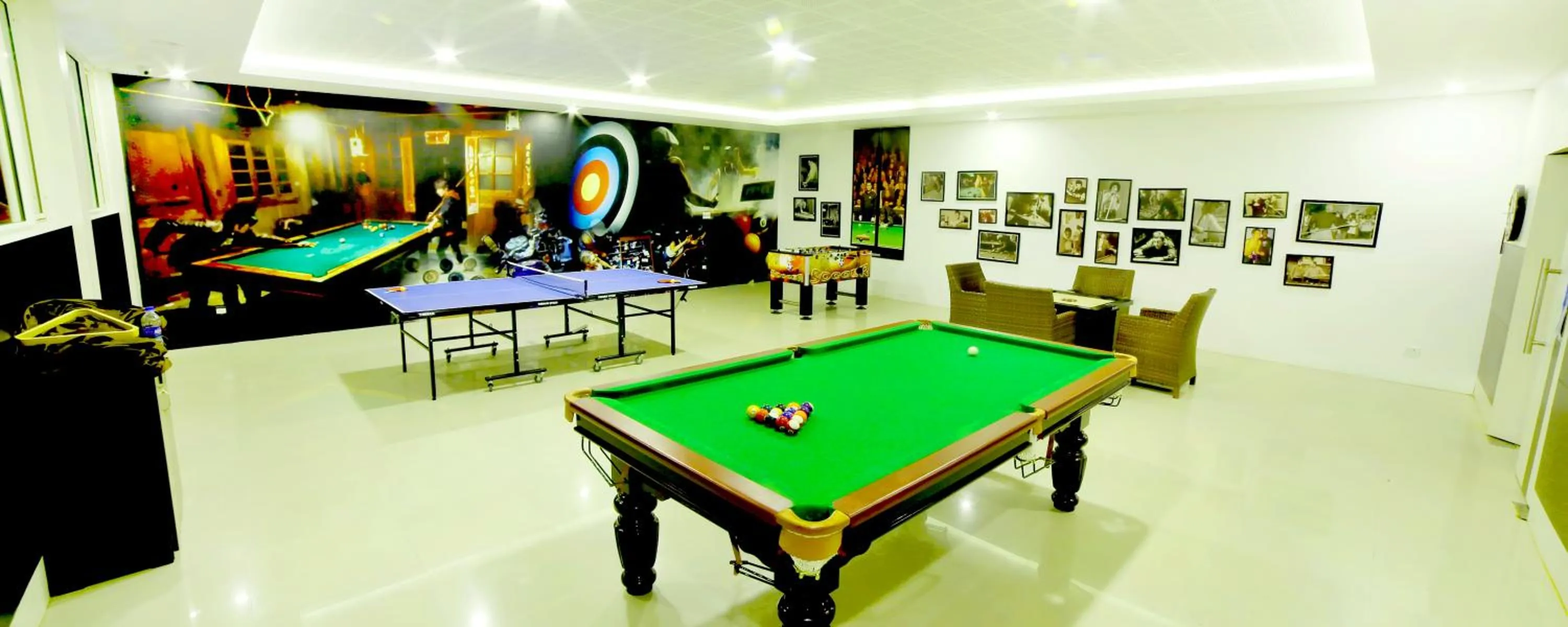 Table tennis in Gokulam Park Munnar