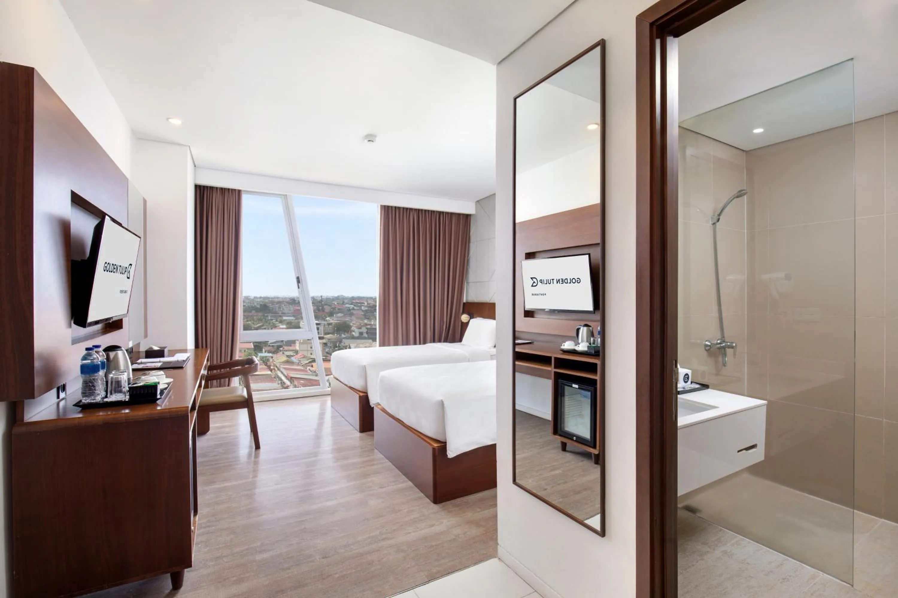 Bed in Golden Tulip Pontianak