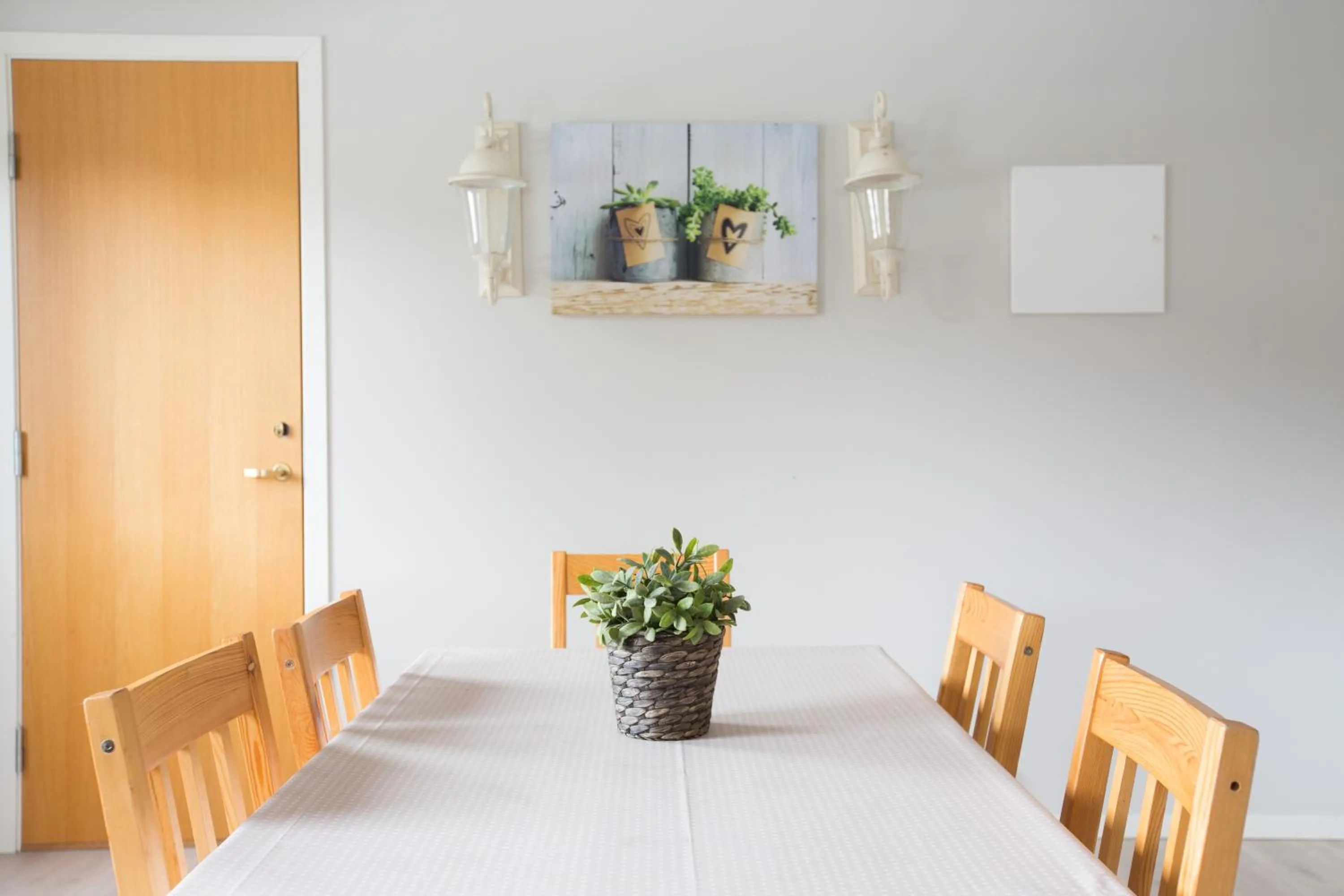 Dining area in Sauda Fjord Camping