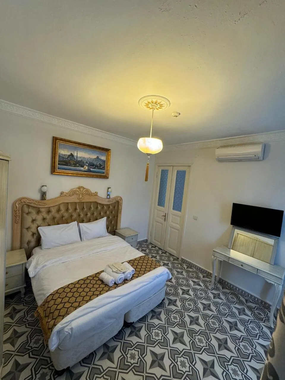 Bed in Felicity Palace Sirkeci