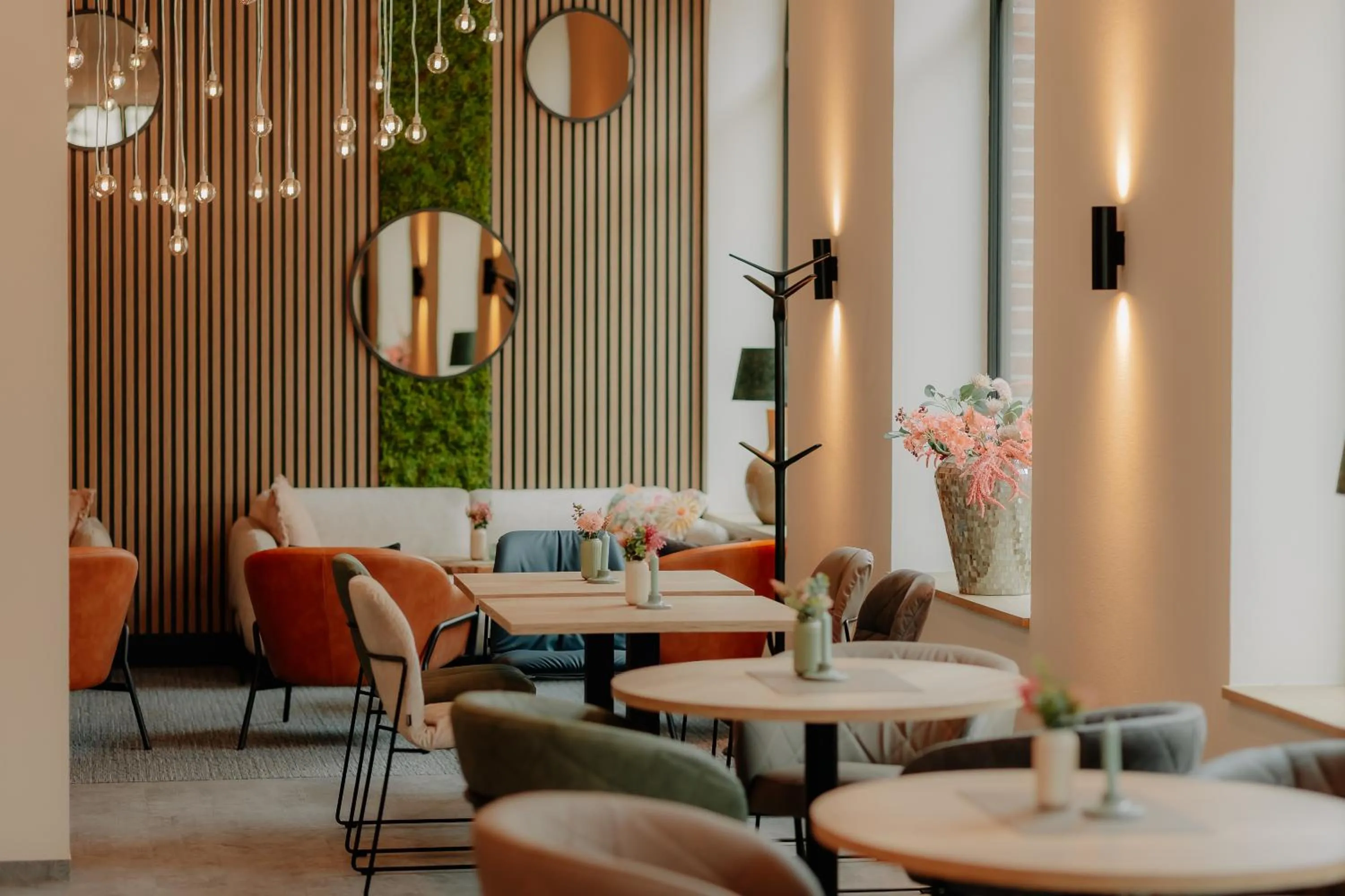 Seating area in Stadthöfe Rhede by Hackmann