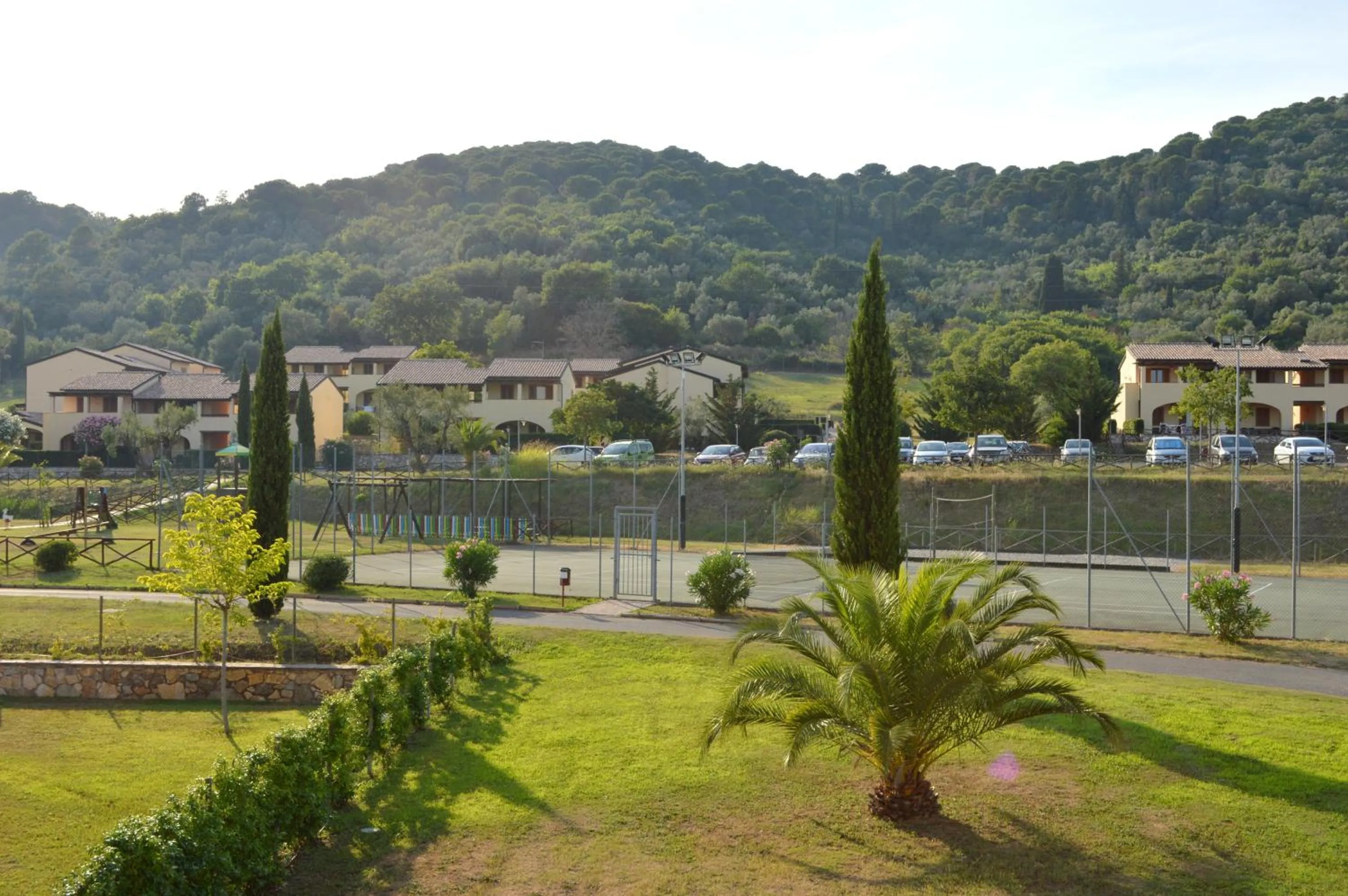 Tennis court in Le Corti Di Montepitti