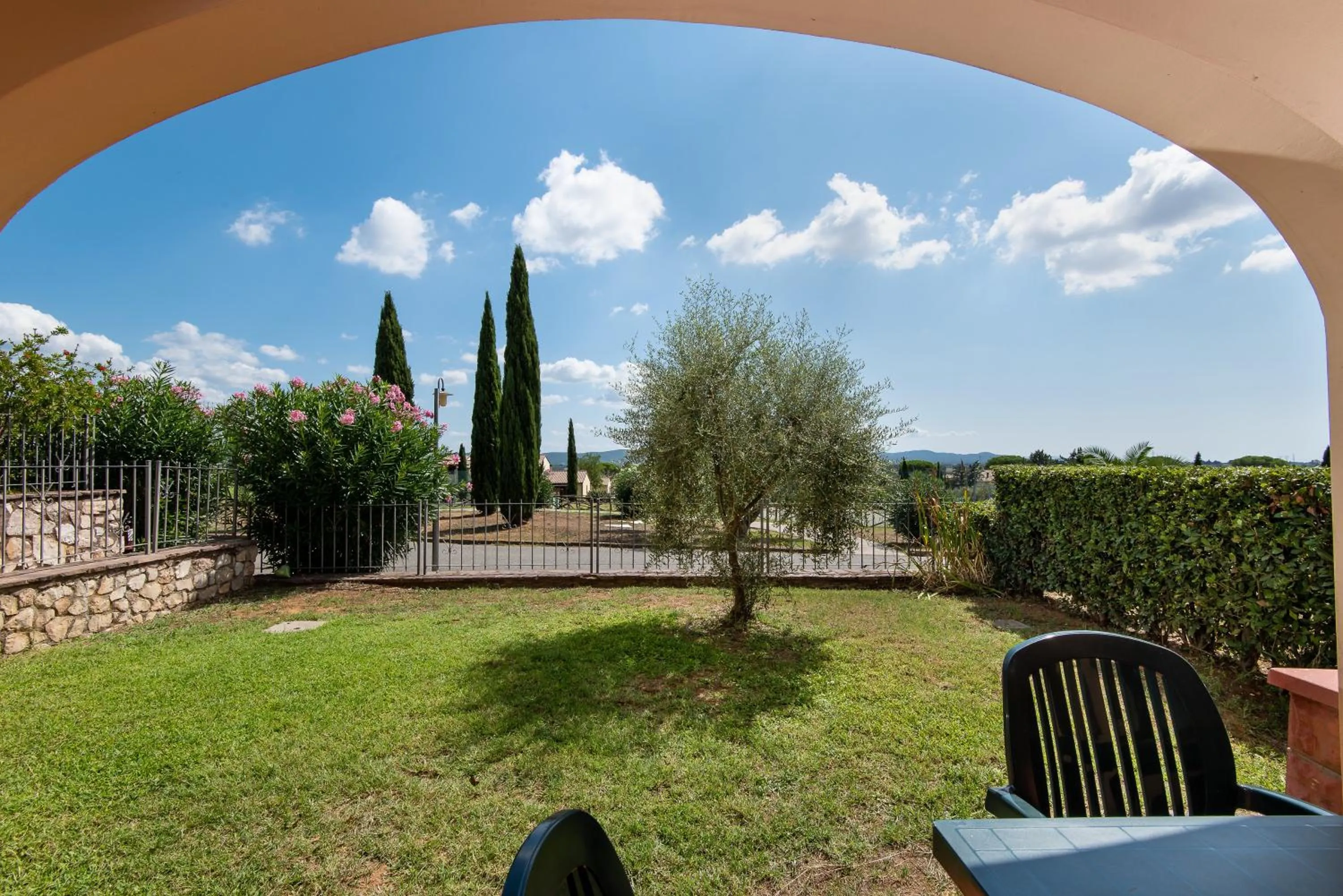 Garden view in Le Corti Di Montepitti