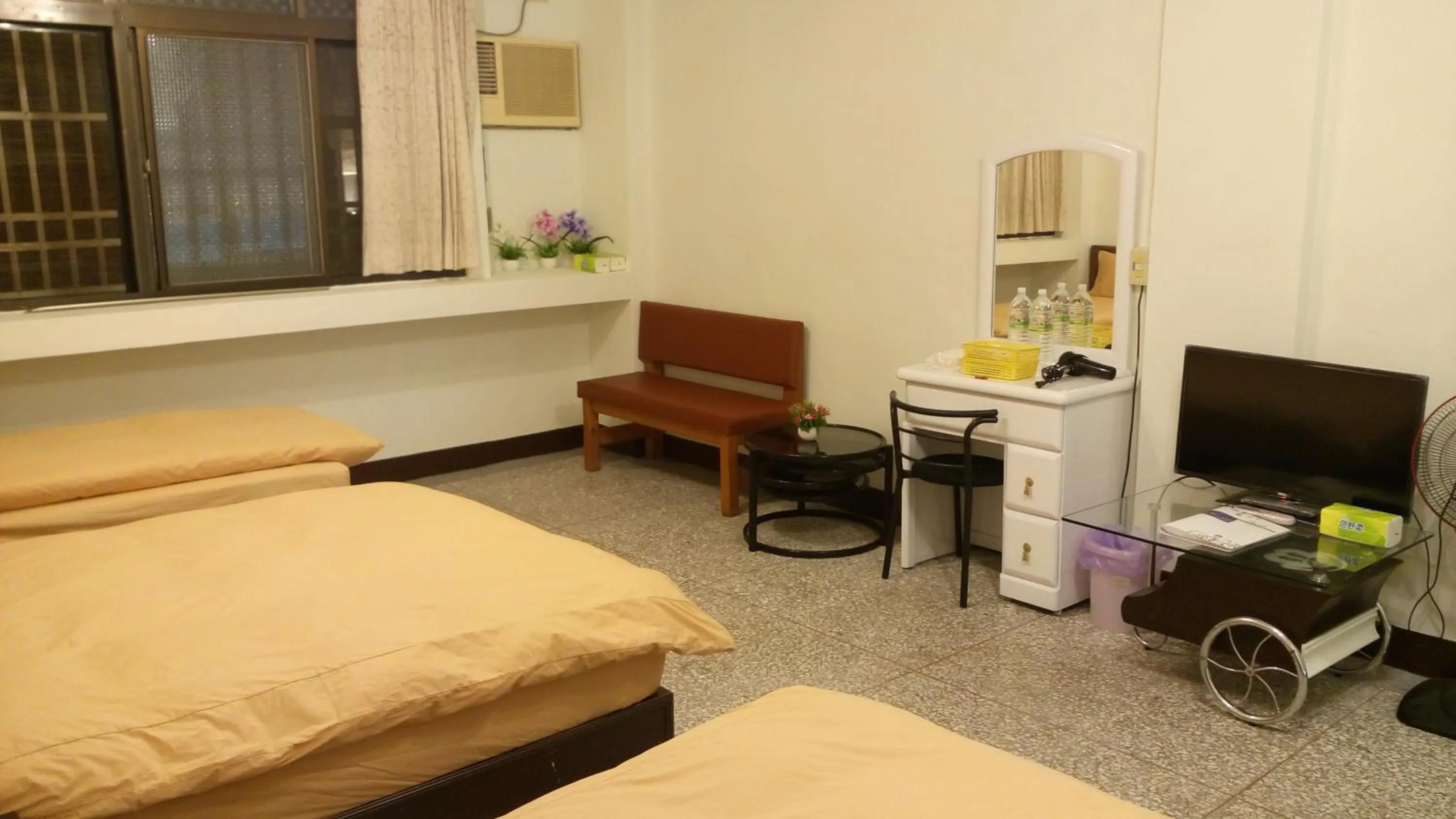 Photo of the whole room, Bed in Love Hualien Hostel