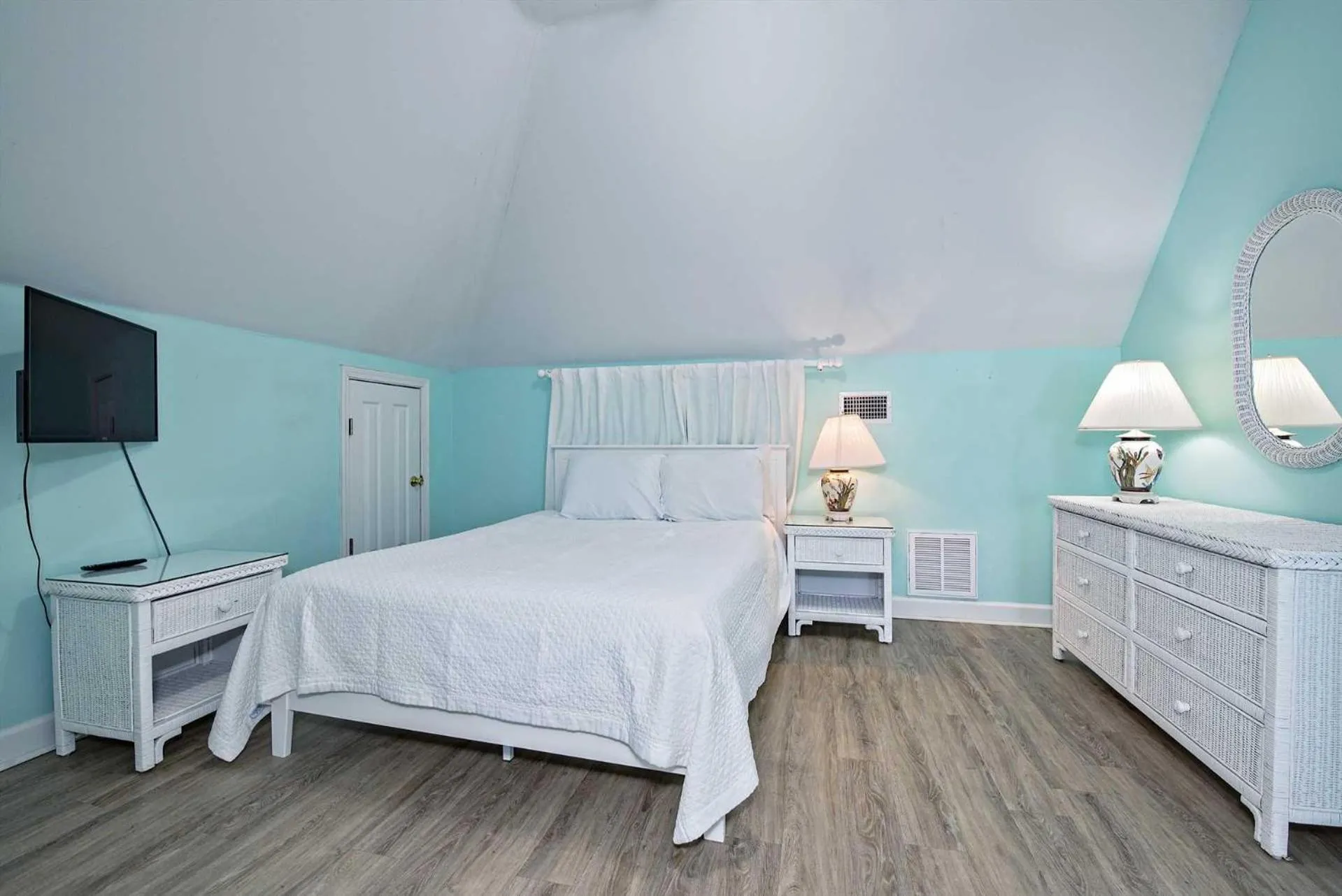 Bed in Mai Tai