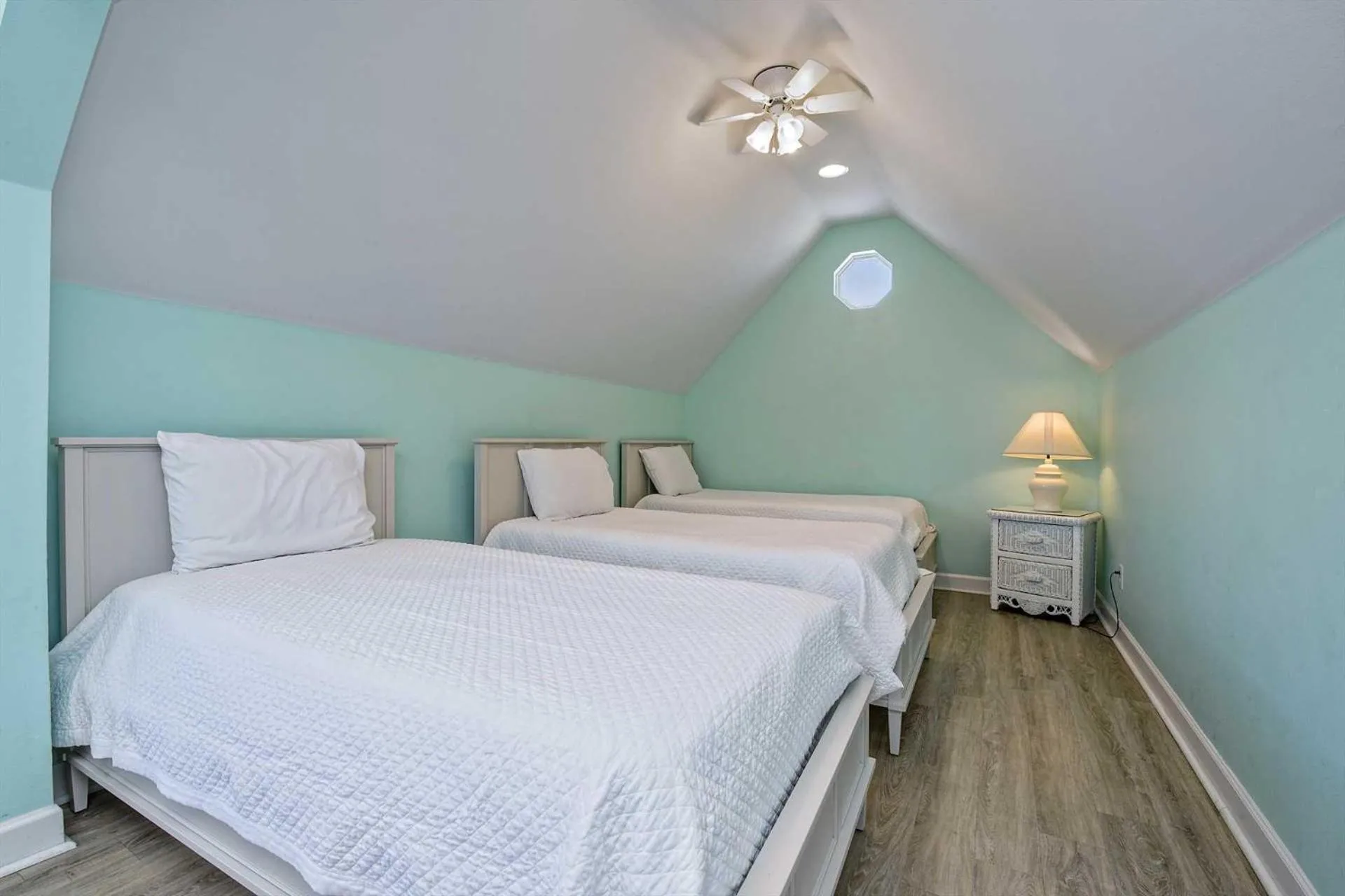 Bed in Mai Tai