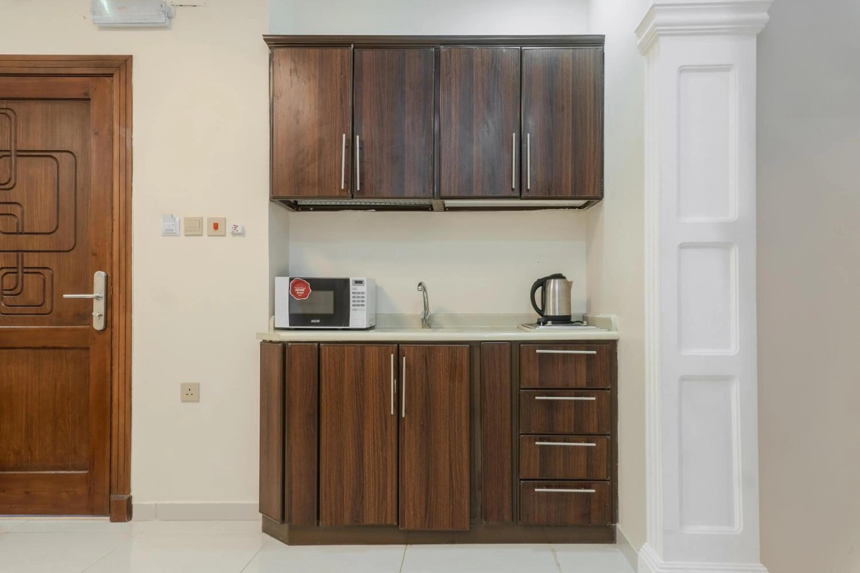 Kitchen or kitchenette in Dyar Sultana - 10 Mins Drive to Al Masjed Al Nabwi