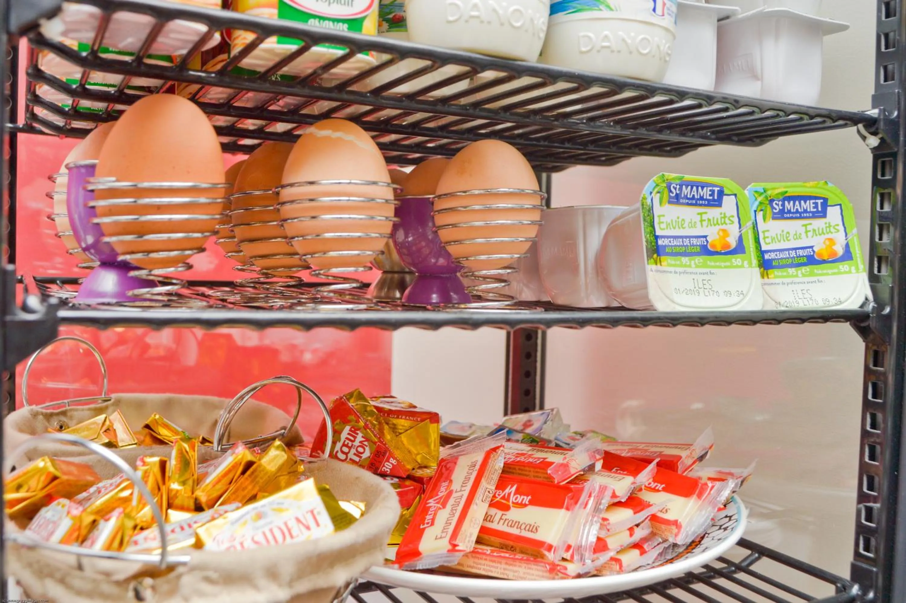 Food and drinks in Hôtel du Quai de Seine