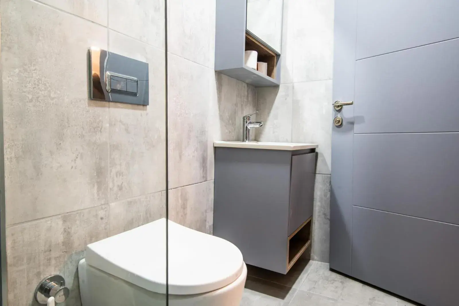 Triple Room with City View in opera wall suite Triple Room with City View in opera wall suite