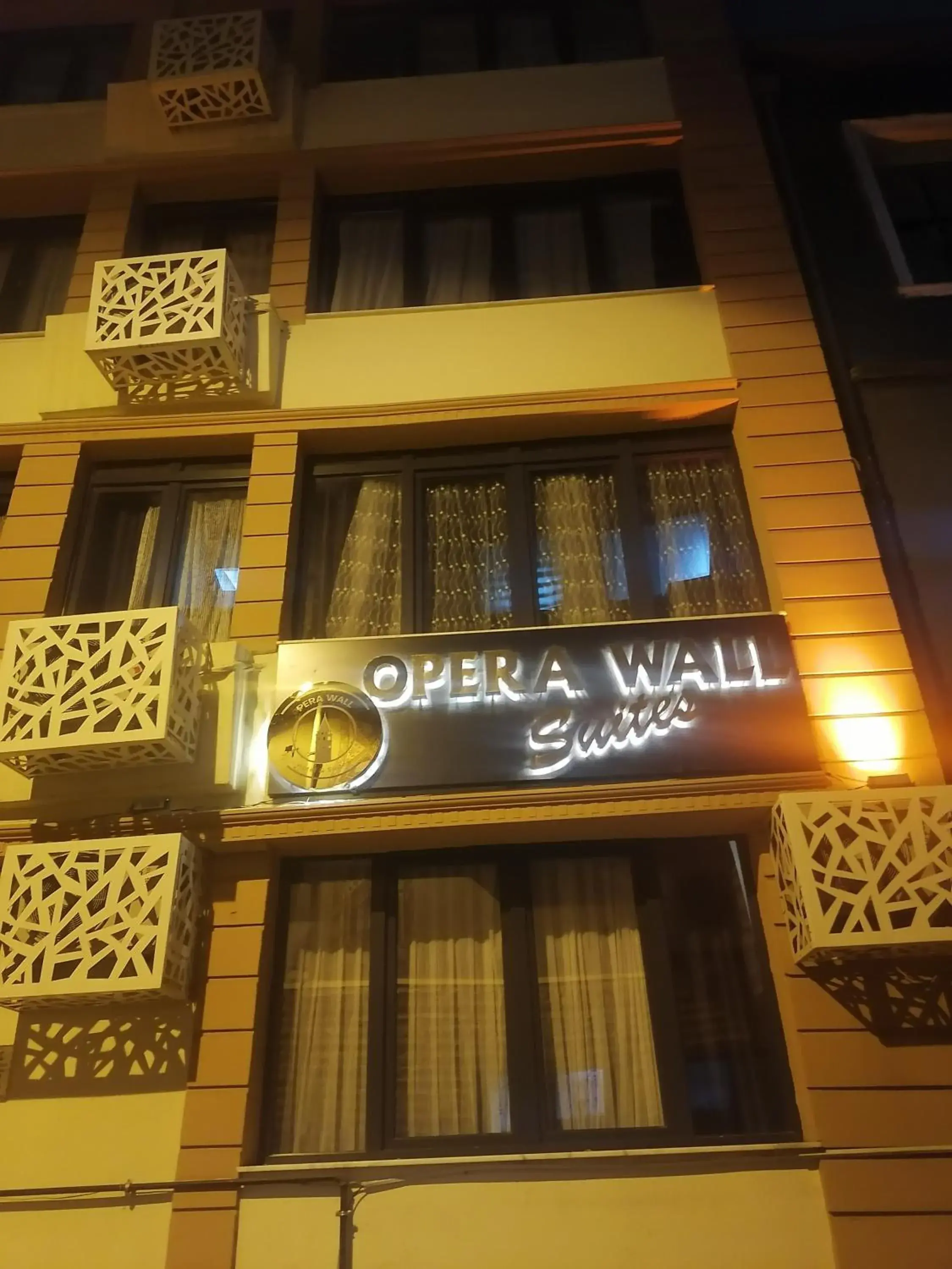 opera wall suite opera wall suite