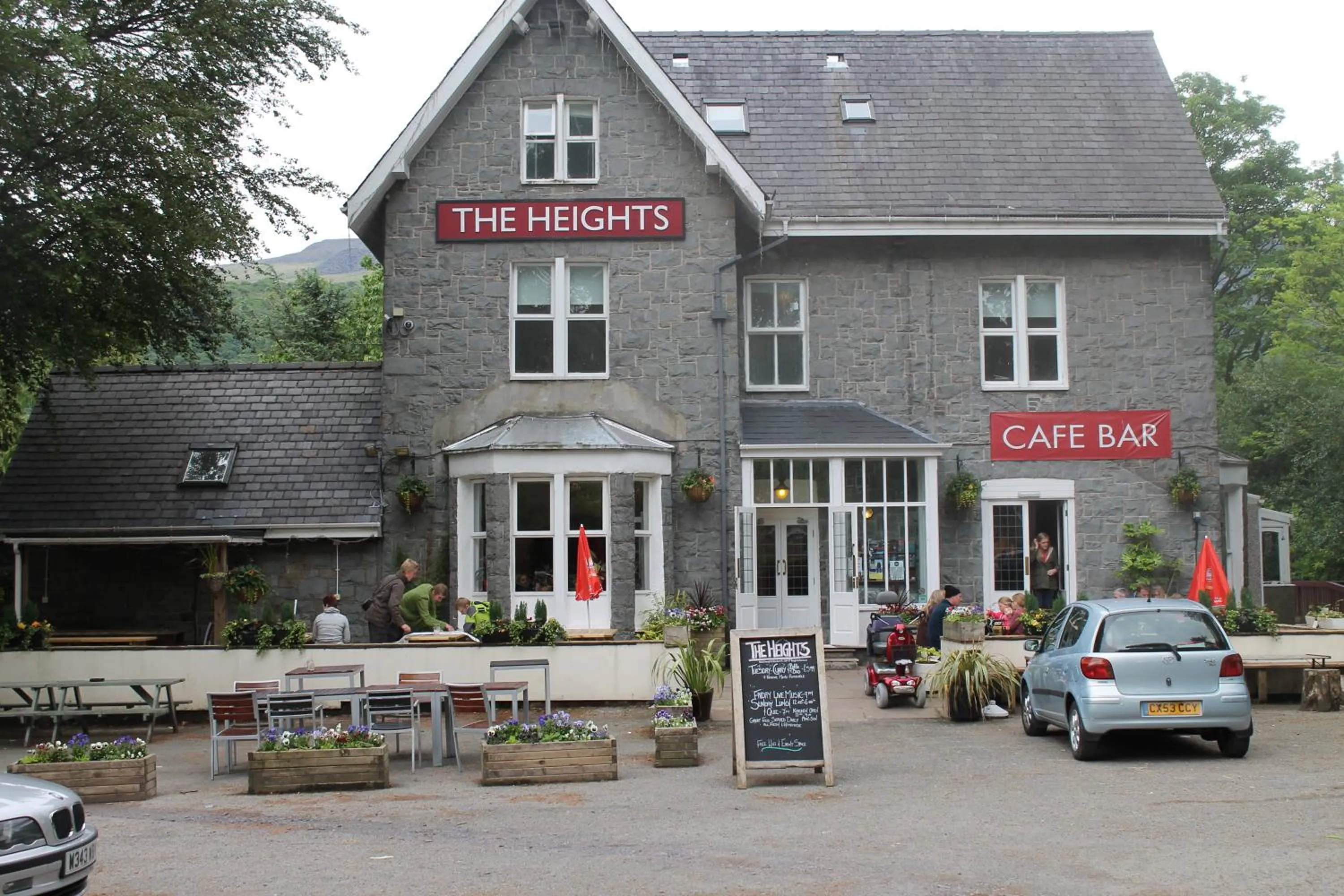 Facade/entrance in The Heights Bunkhouse