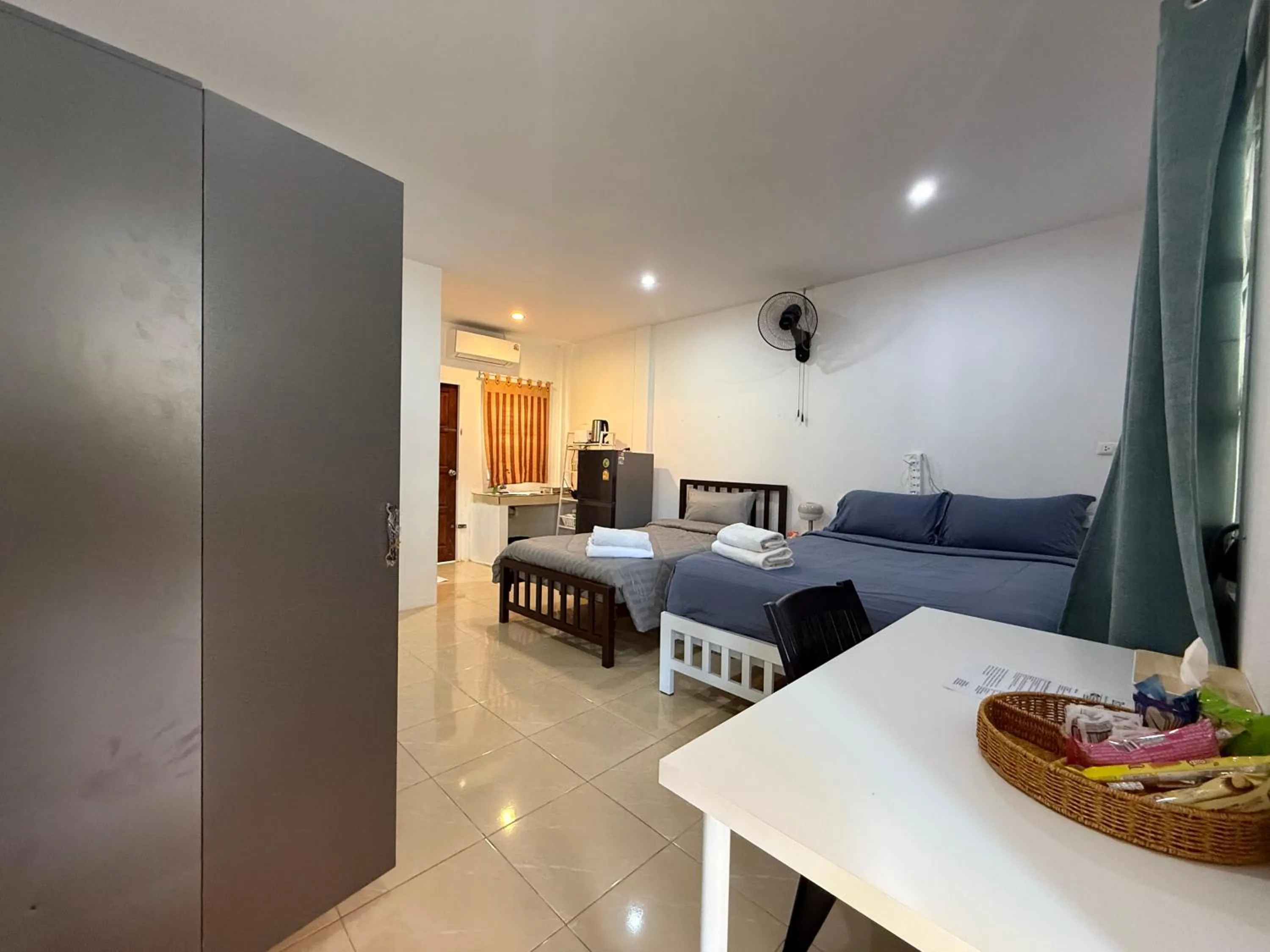 Bed in Bangtao Corner