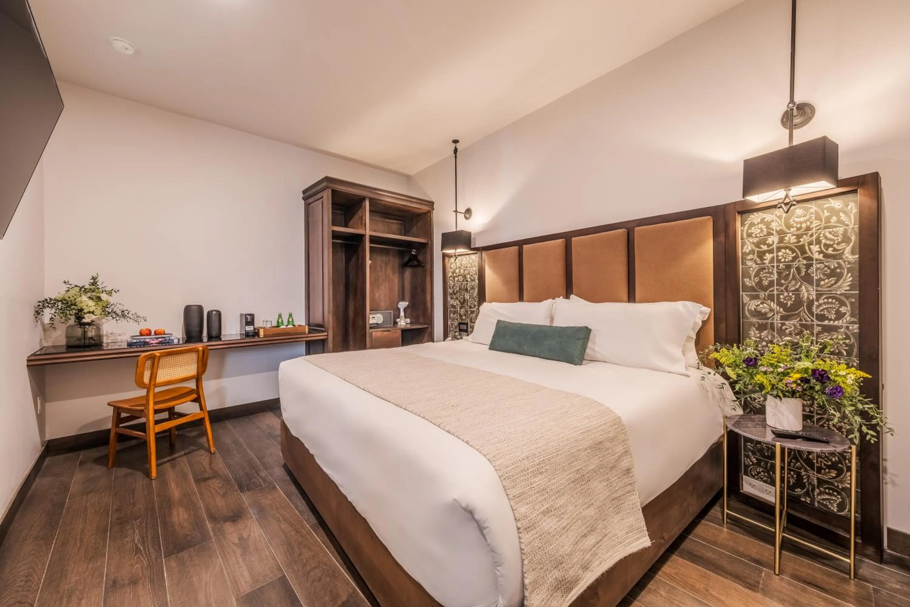 Photo of the whole room, Bed in Casa Kloster Hotel Boutique