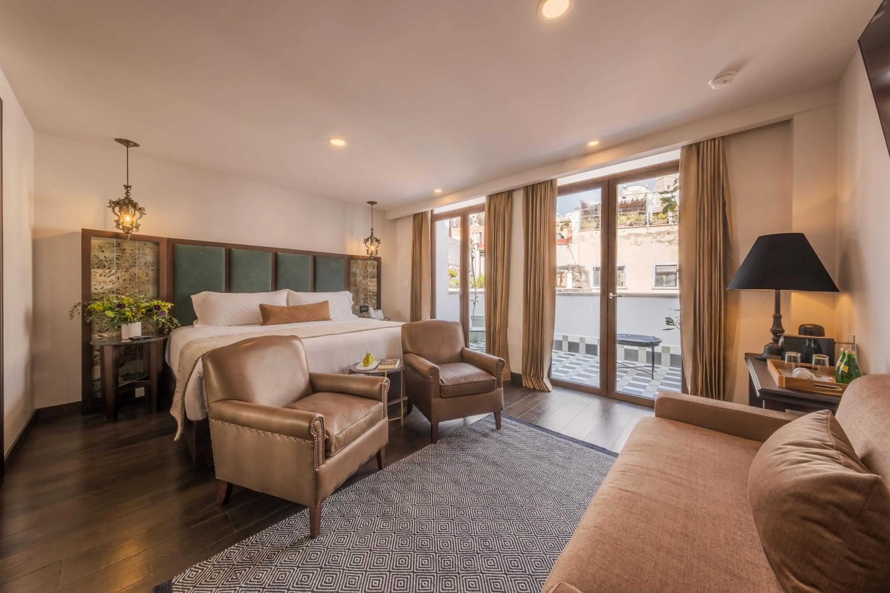 Living room, Bed in Casa Kloster Hotel Boutique