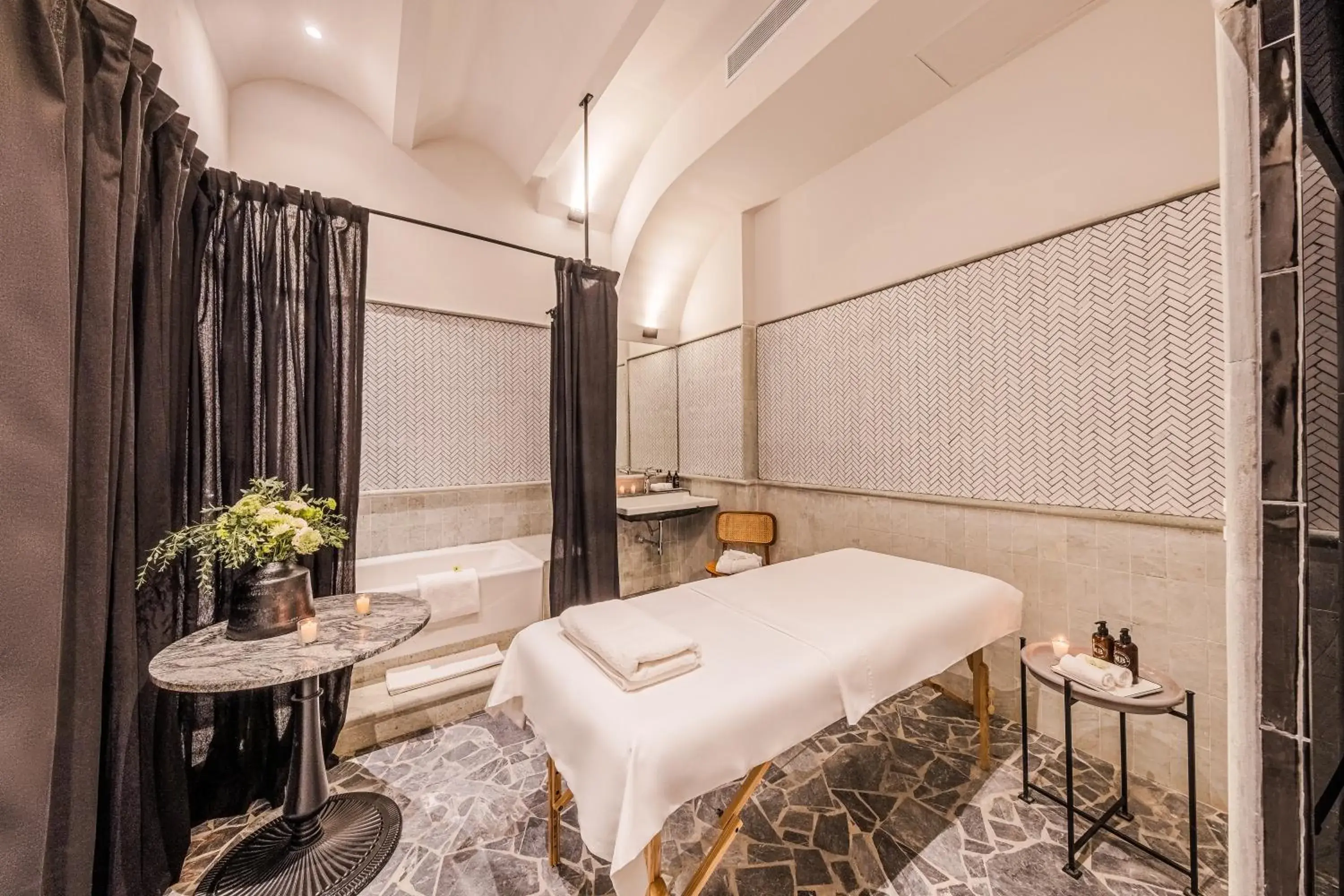 Massage, Bed in Casa Kloster Hotel Boutique Massage, Bed in Casa Kloster Hotel Boutique