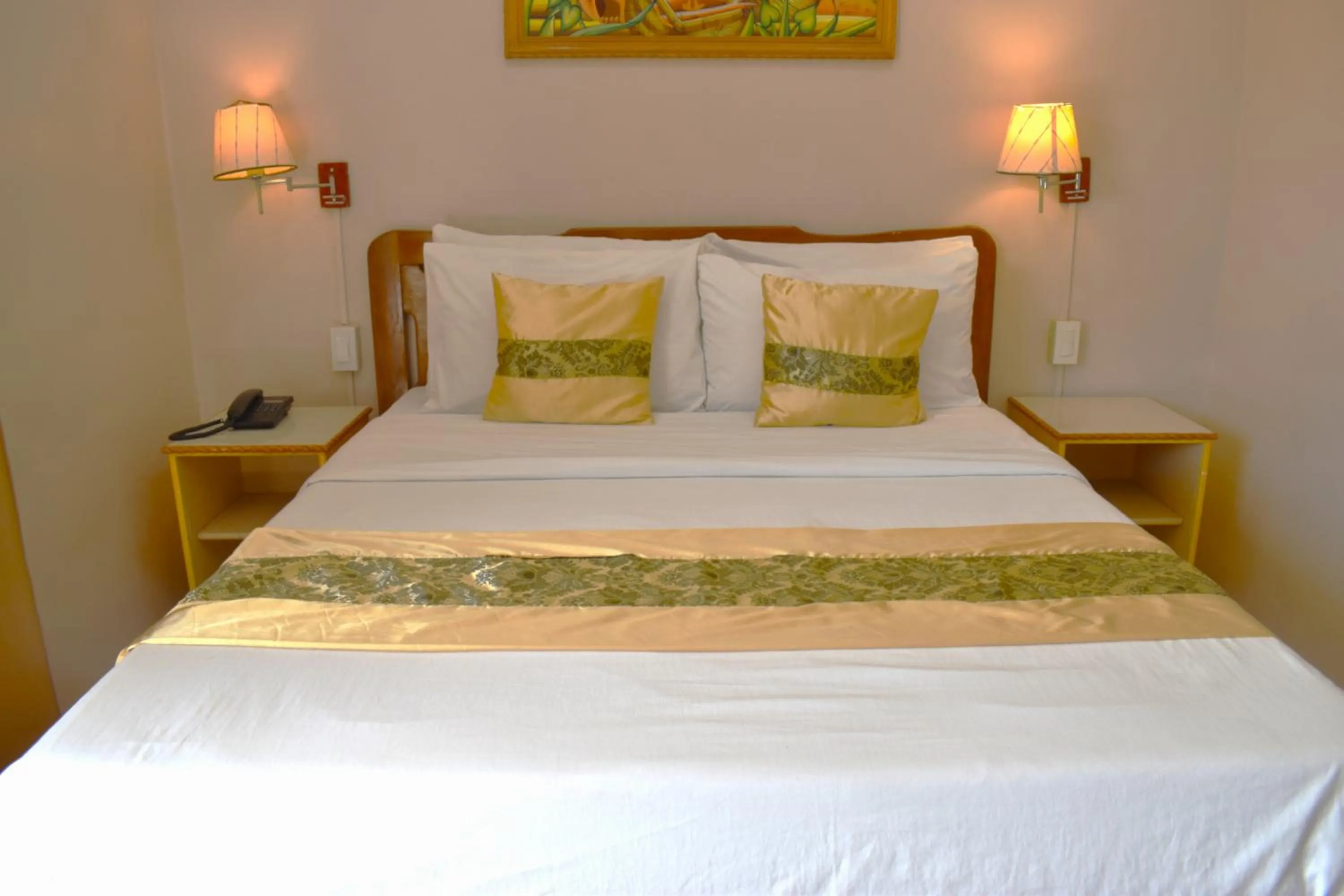 Bed in Northland Resort Hotel Manapla