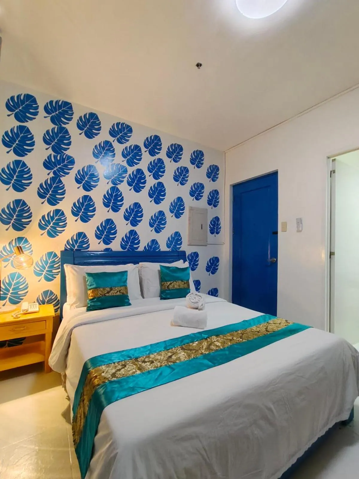 Bed in Northland Resort Hotel Manapla