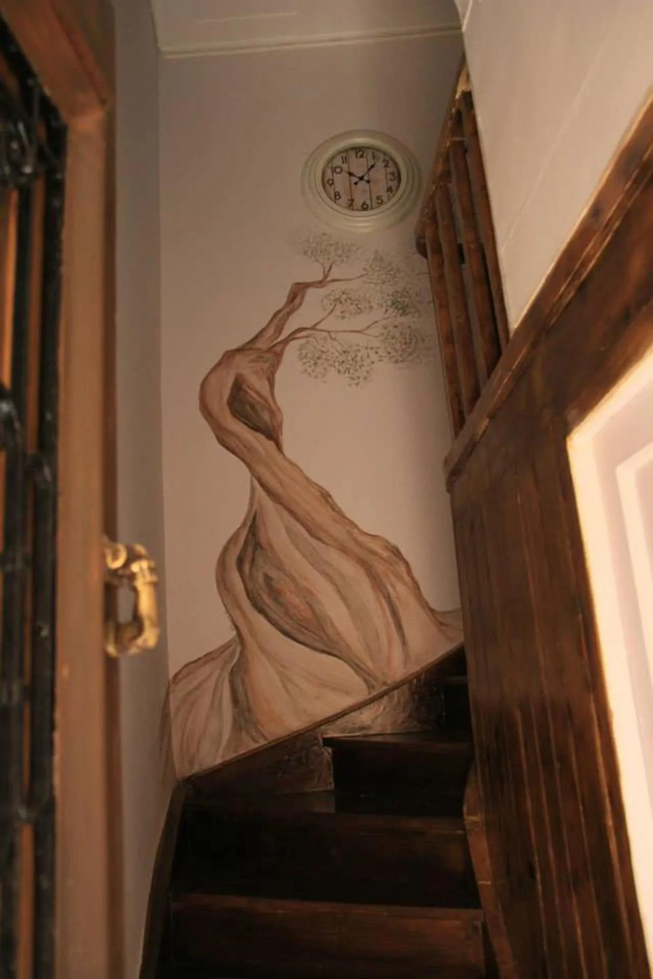 Decorative detail in Elia Portou Rooms