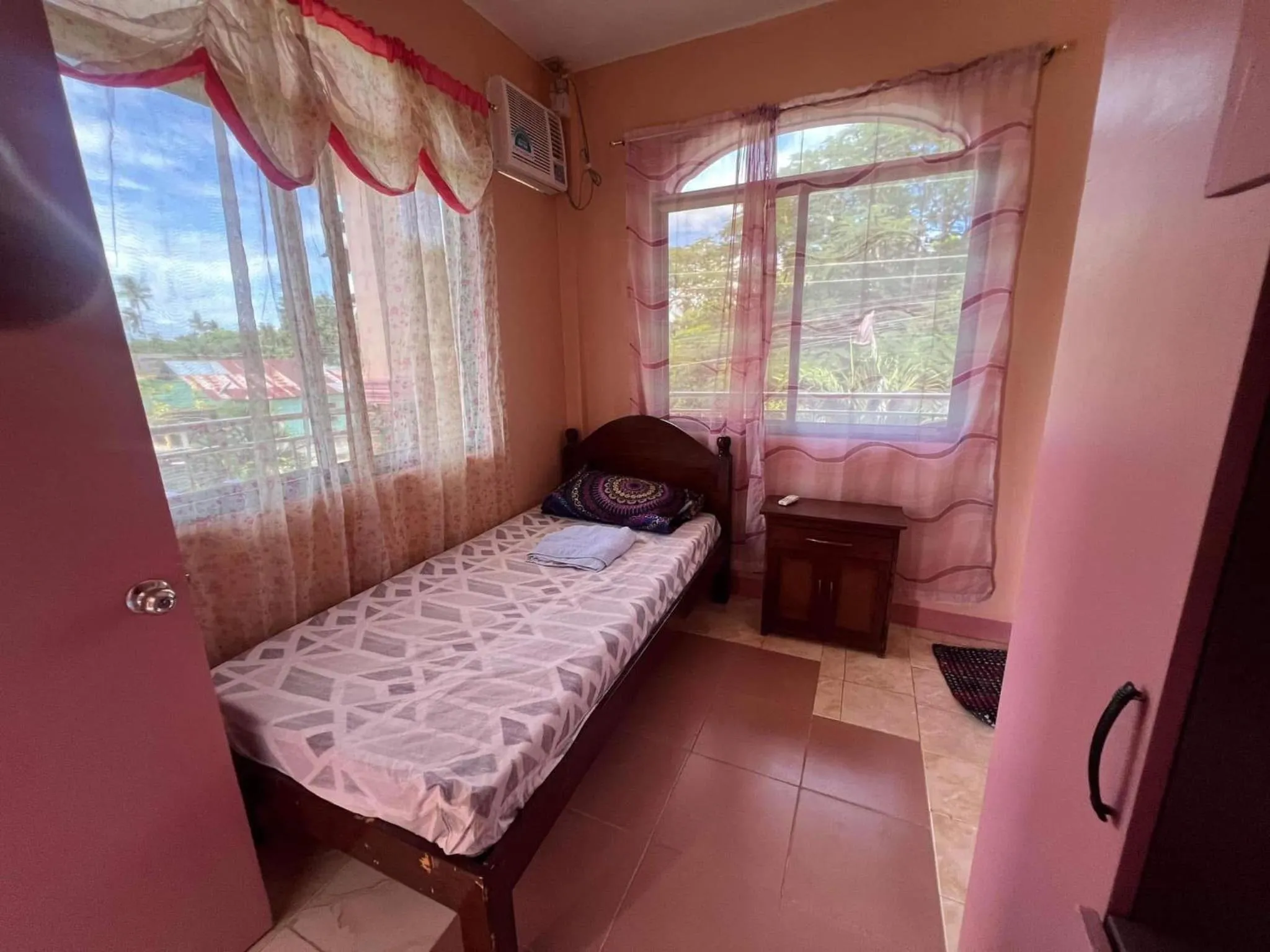 Bed in SeaShore Garden Resort