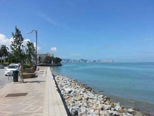 Nearby landmark in The Georgetown Green Gates