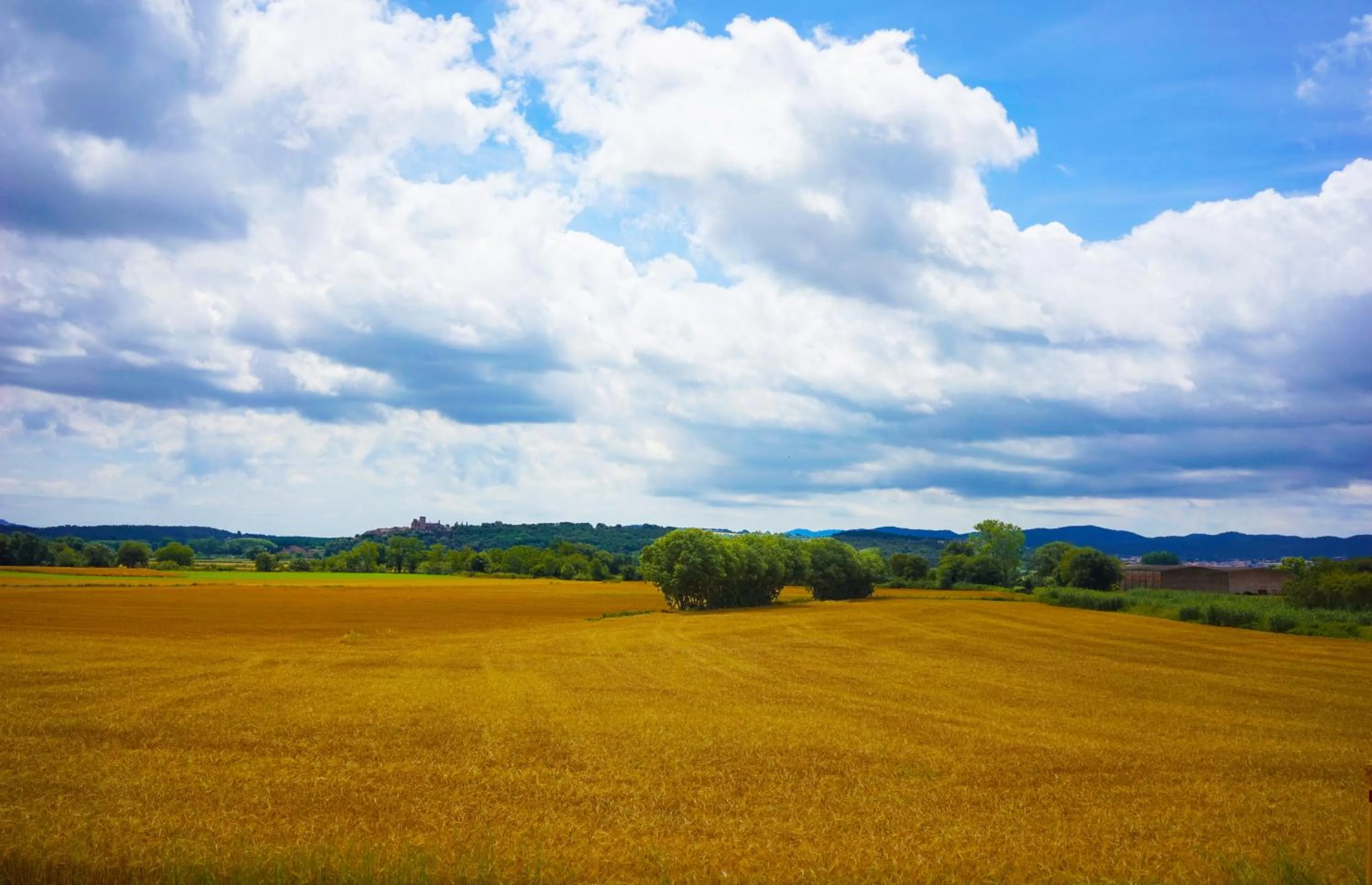 Natural landscape in Encís d'Empordà -Adults Only-