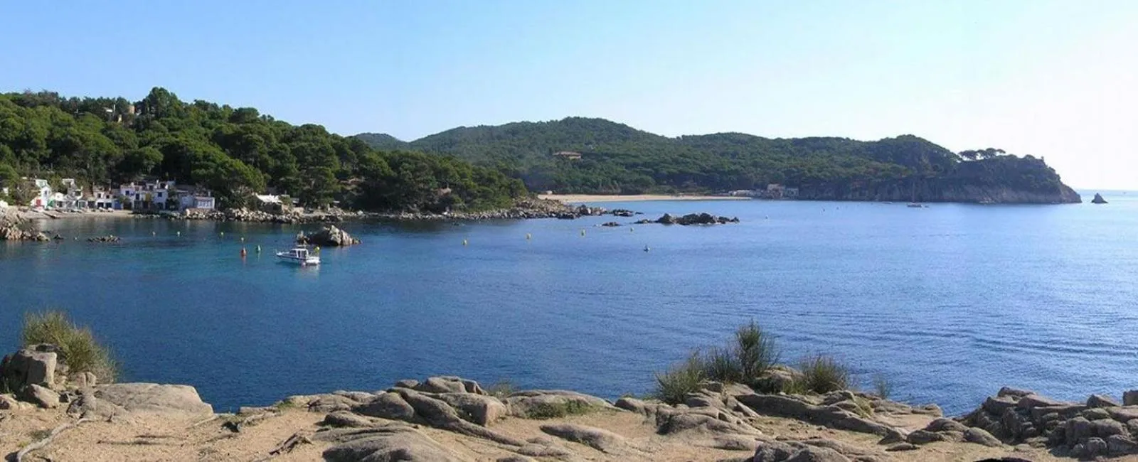 Natural landscape in Encís d'Empordà -Adults Only-