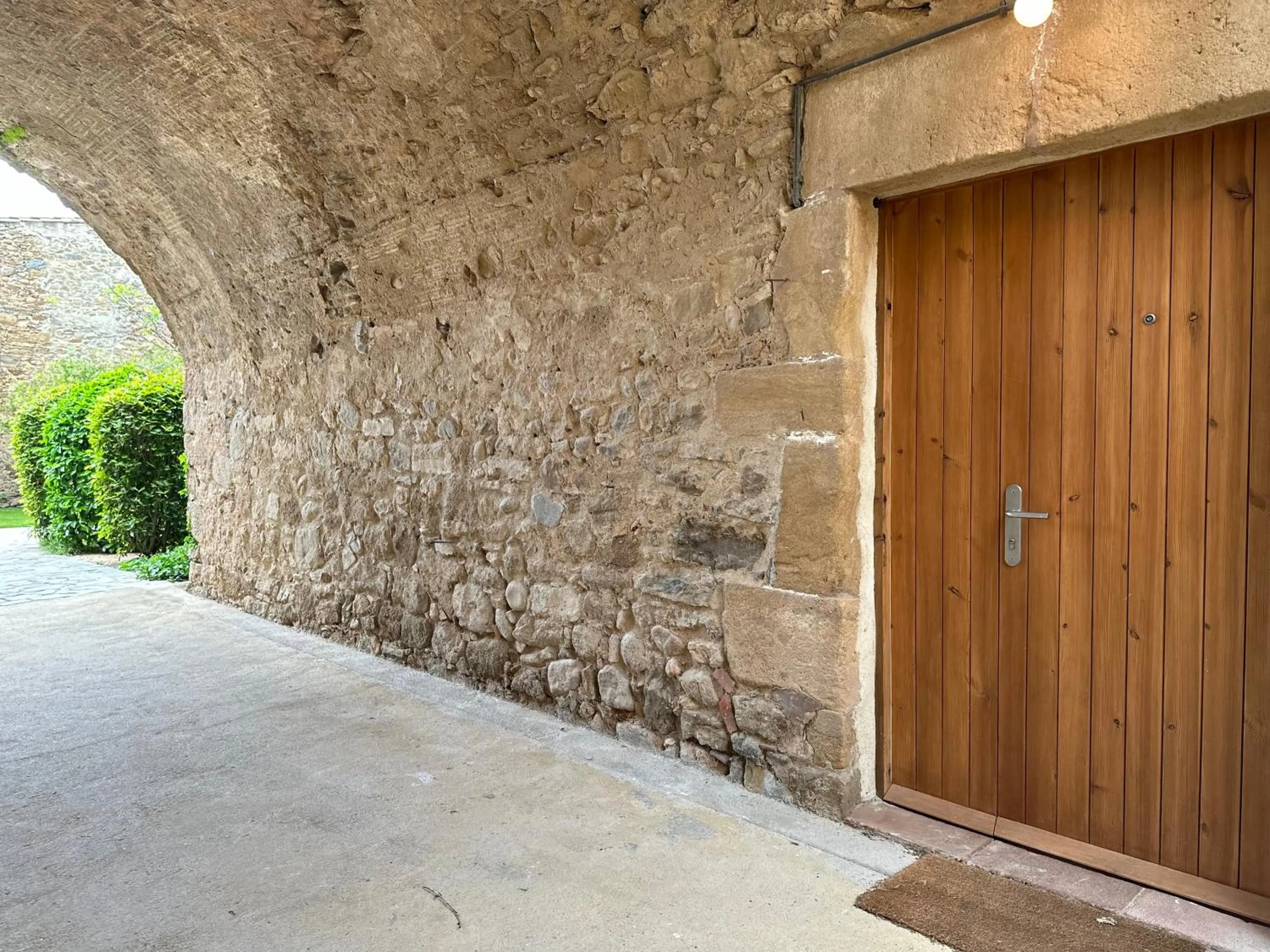 Facade/entrance in Encís d'Empordà -Adults Only-