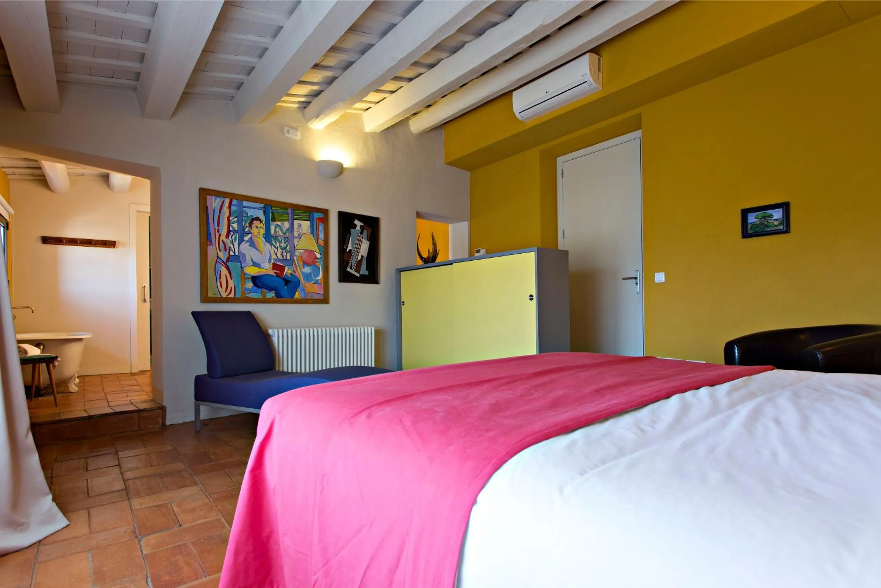 Bed in Encís d'Empordà -Adults Only-