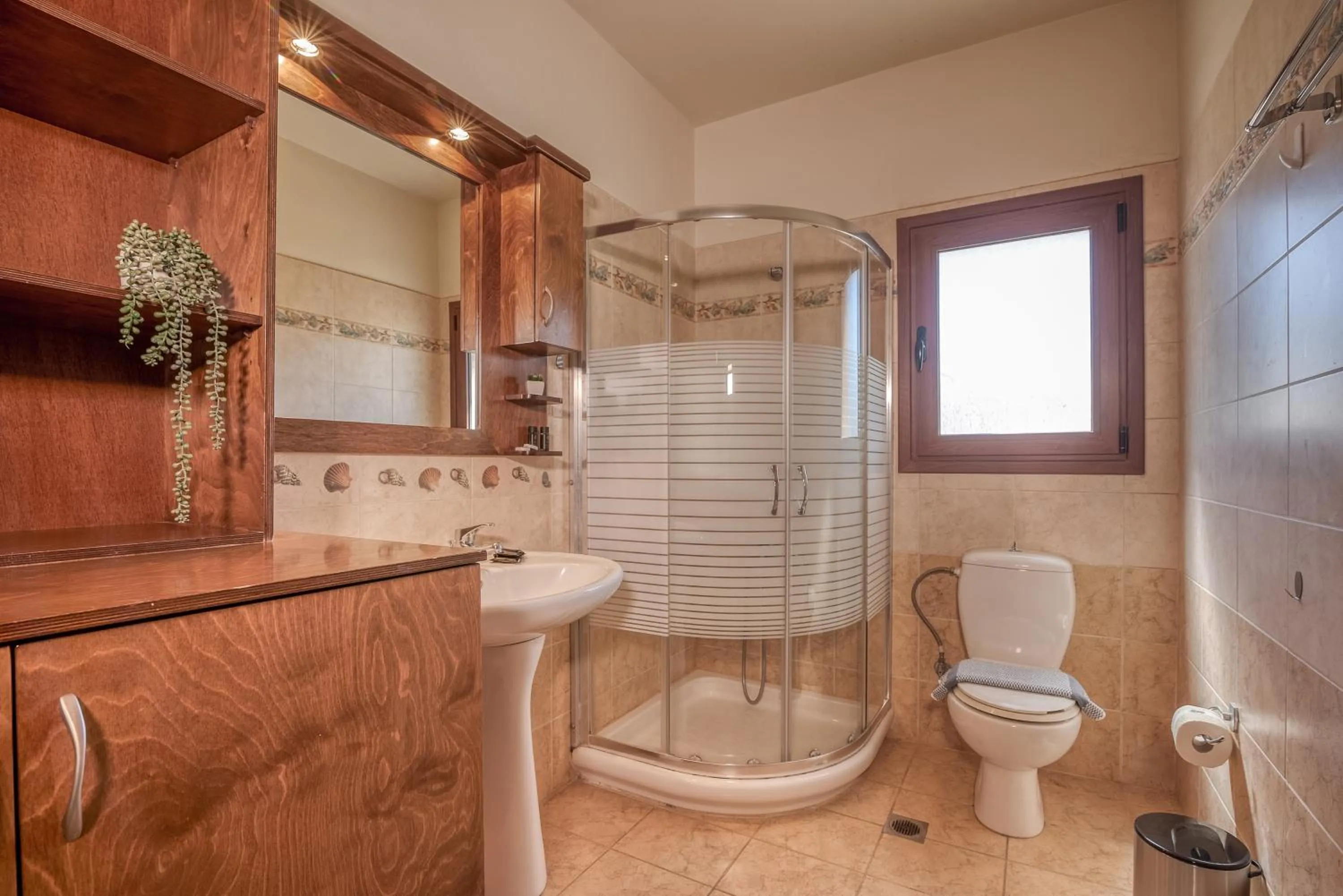 Shower in Secreto Studios