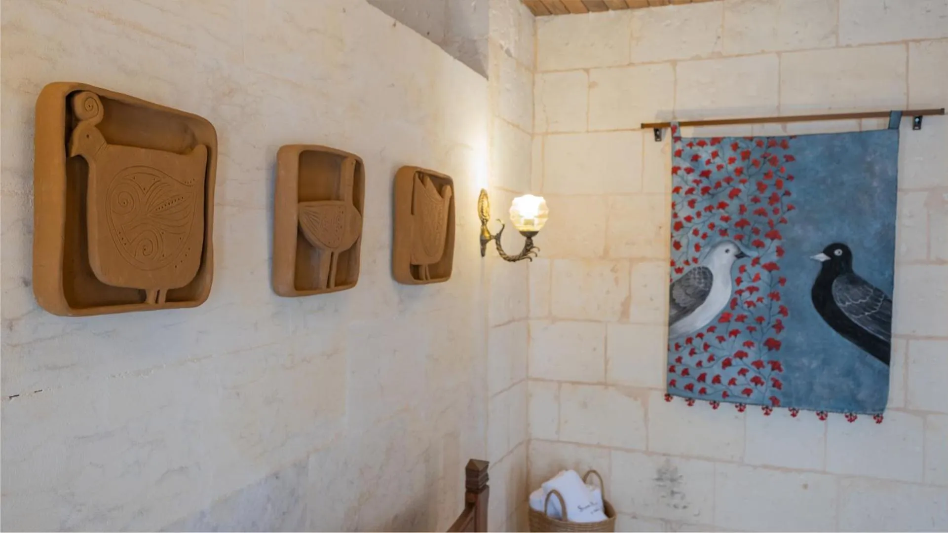 Decorative detail in Stone House by Cevahir