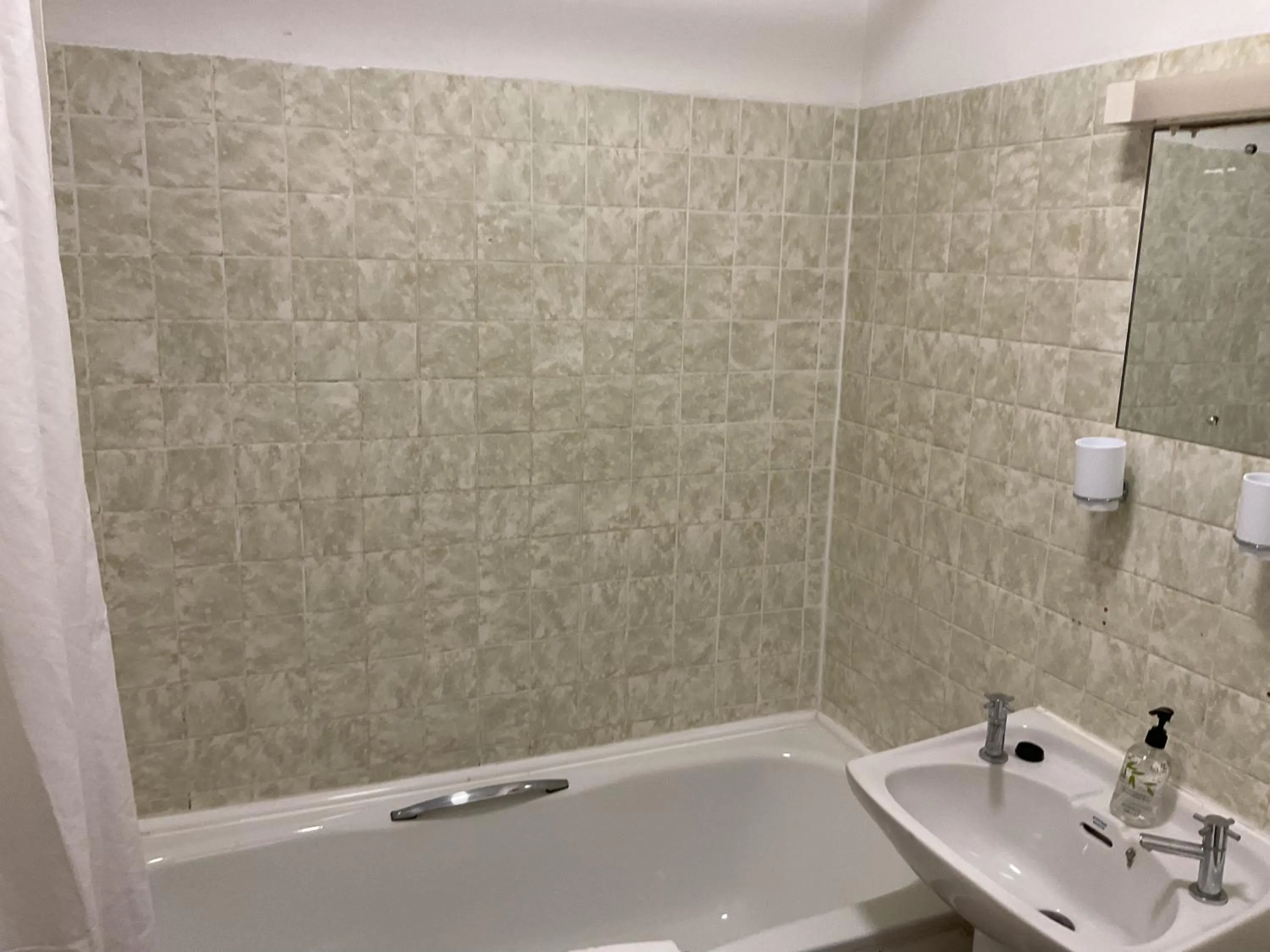 Bathroom in The Brentwood Hotel Porthcawl