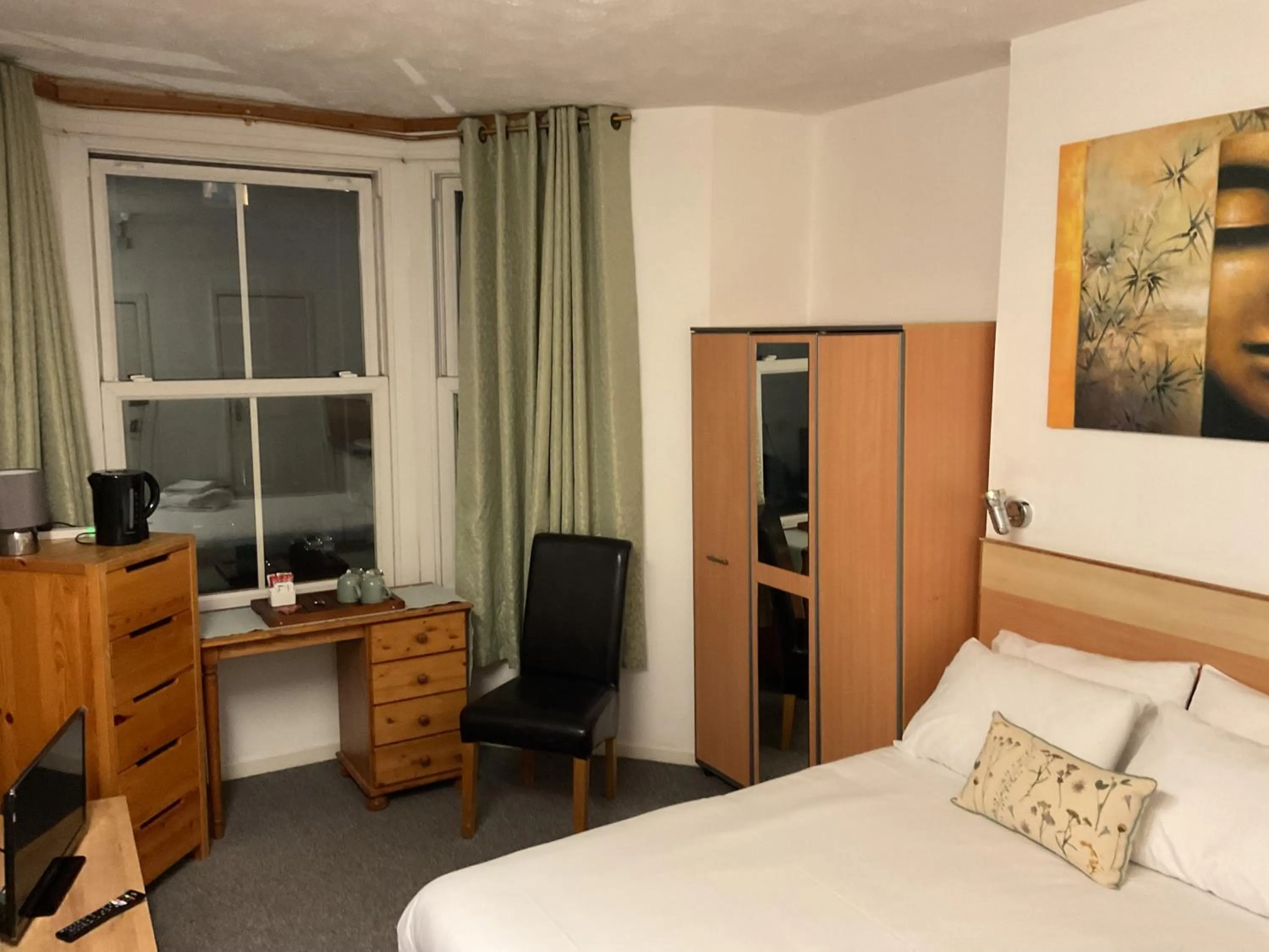 Bed in The Brentwood Hotel Porthcawl