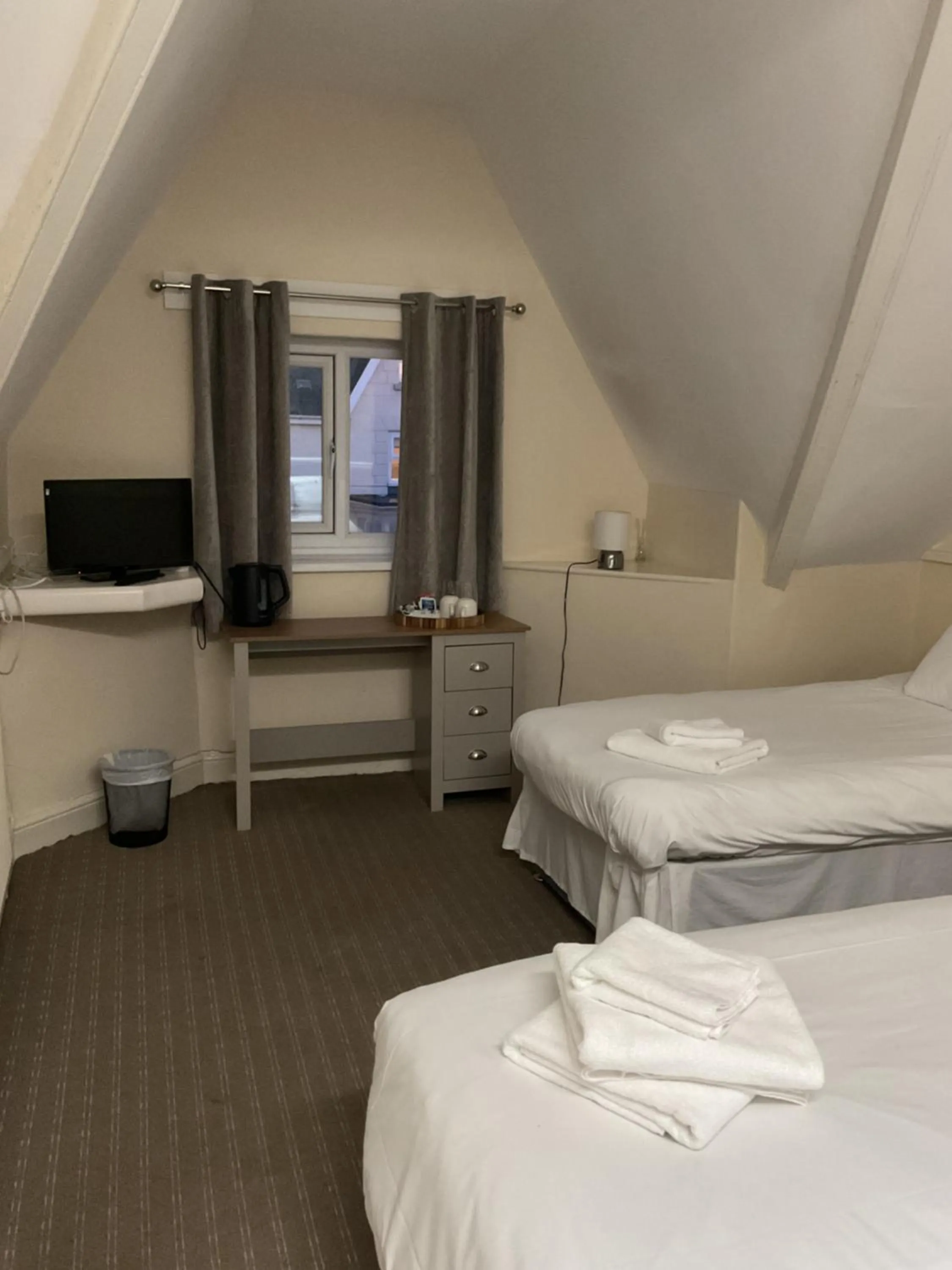 Bed in The Brentwood Hotel Porthcawl