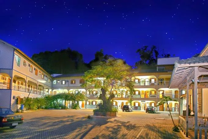 Property building in Hotel Chácara do Mosteiro