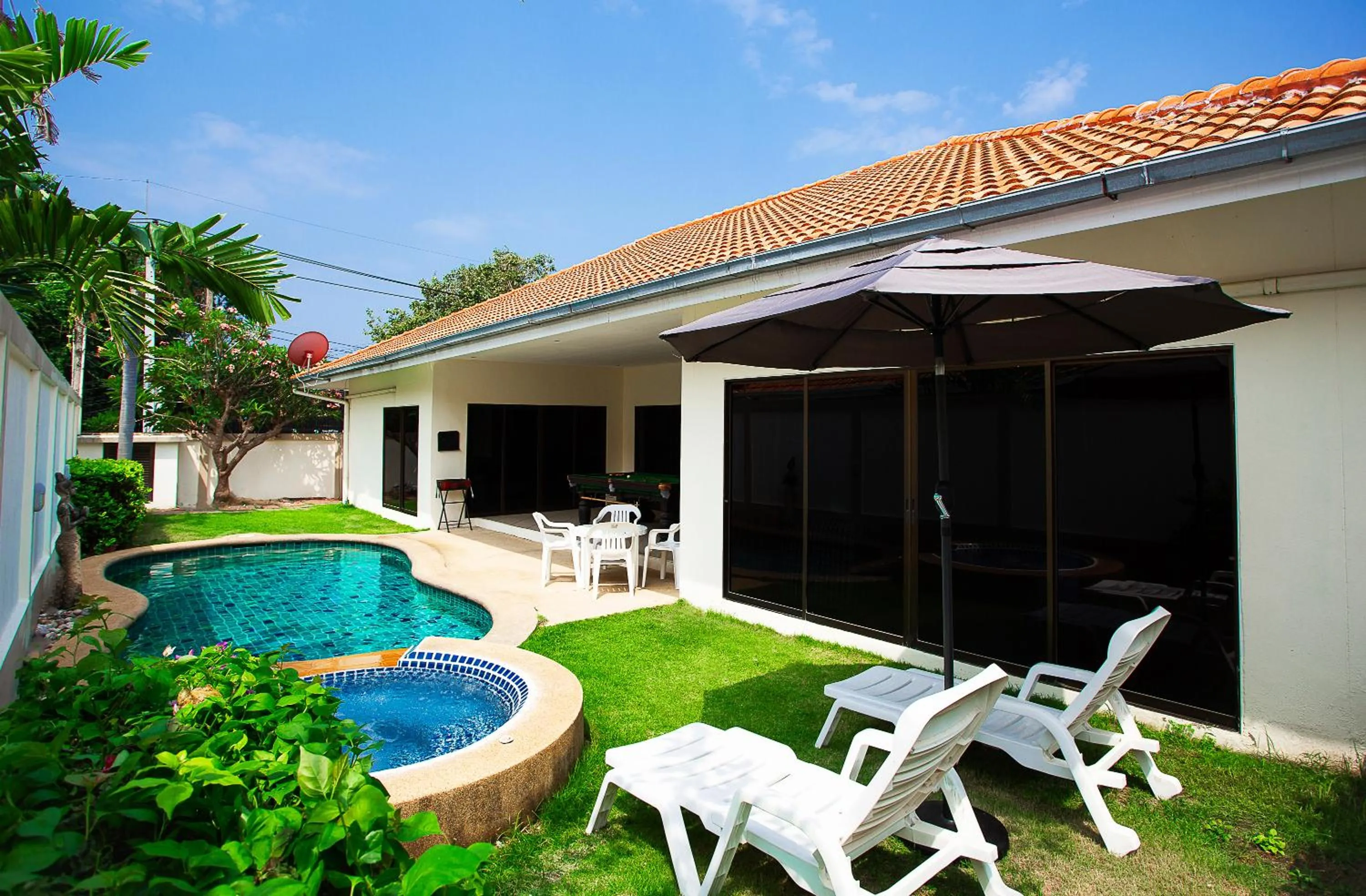 Property building in Tortuga Villas Pattaya