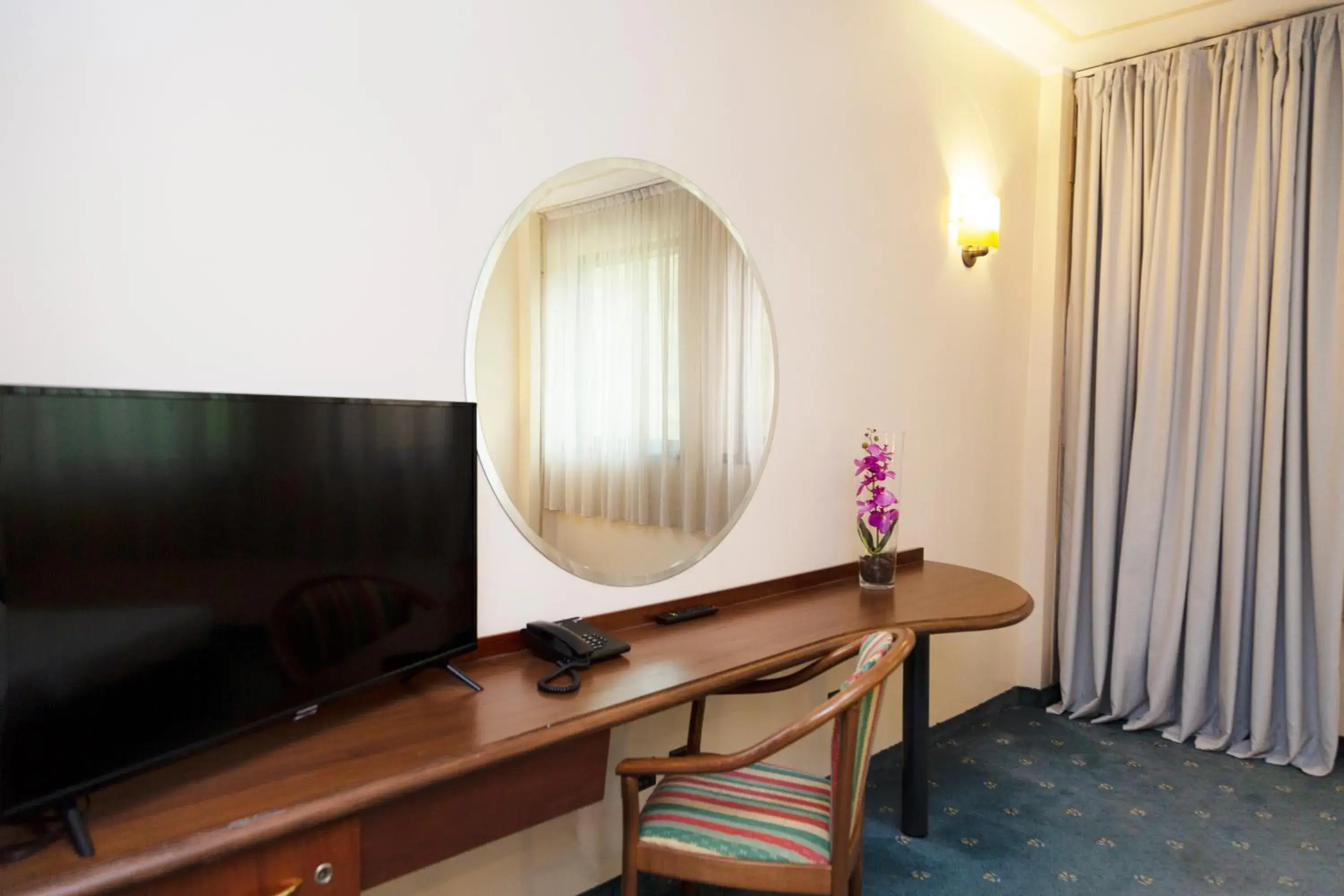 Twin Room in iH Hotels Milano Blu Visconti Twin Room in iH Hotels Milano Blu Visconti