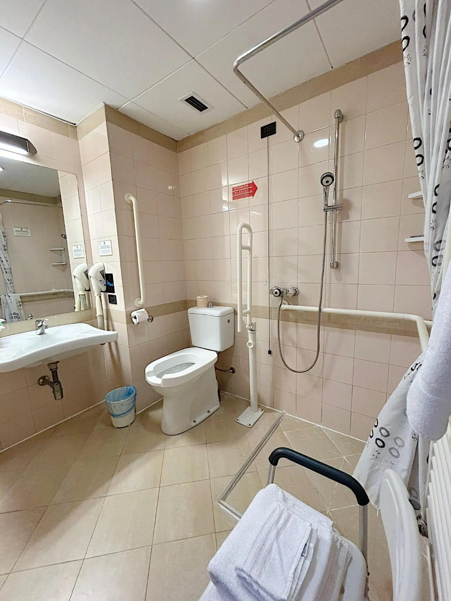 Facility for disabled guests in iH Hotels Milano Blu Visconti