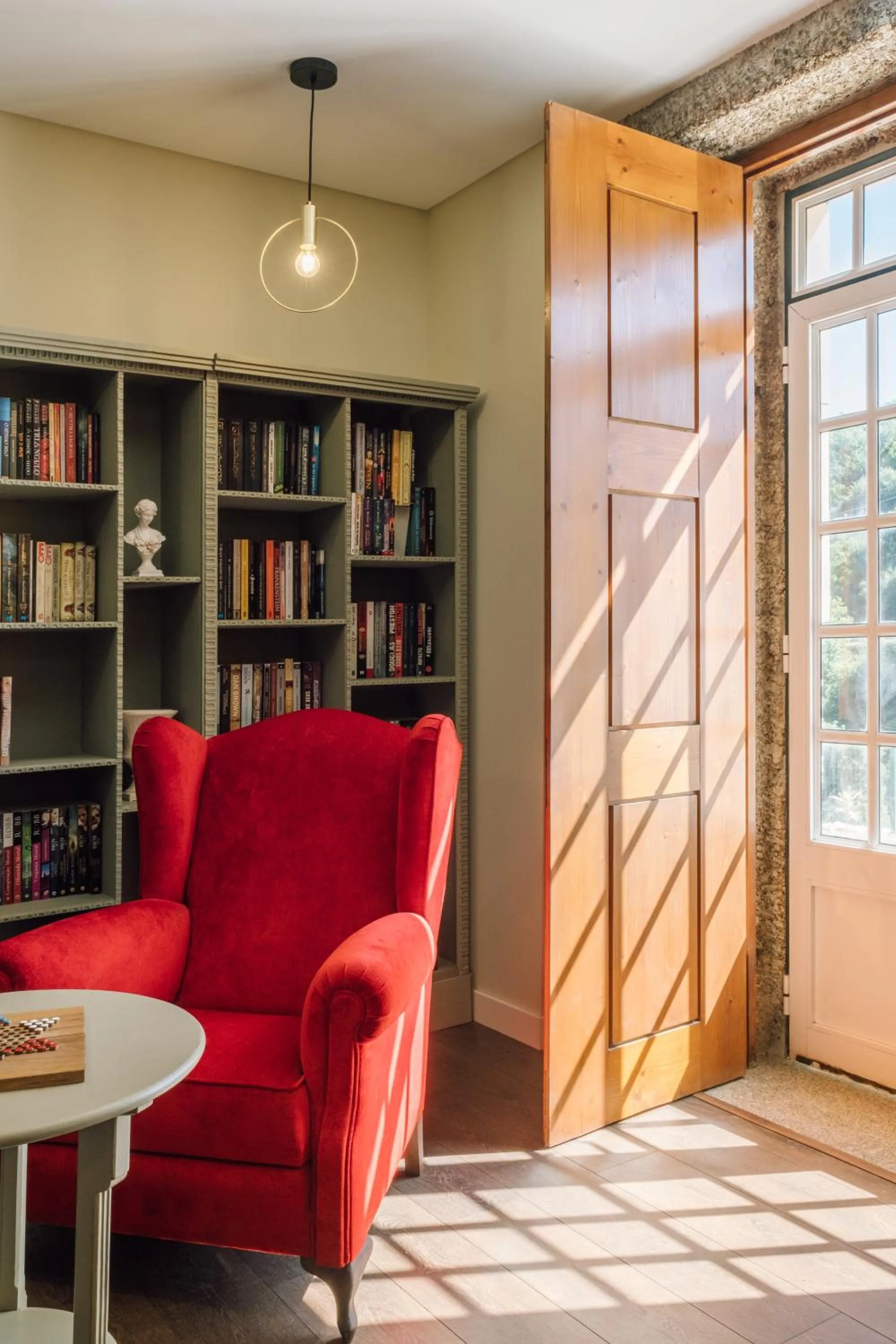 Library in Palacete do Guerreiro Charme Hotel & SPA