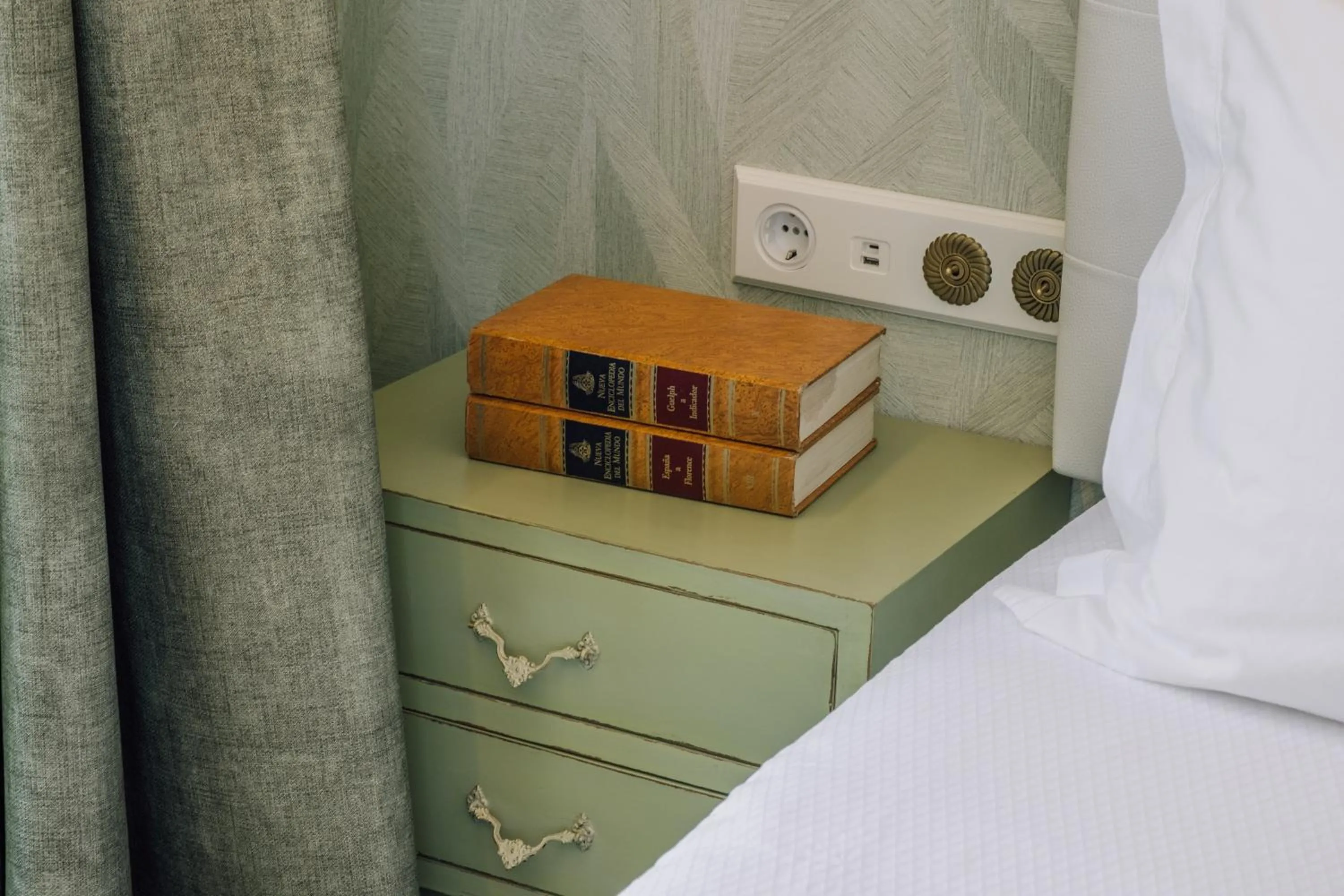 Decorative detail, Bed in Palacete do Guerreiro Charme Hotel & SPA