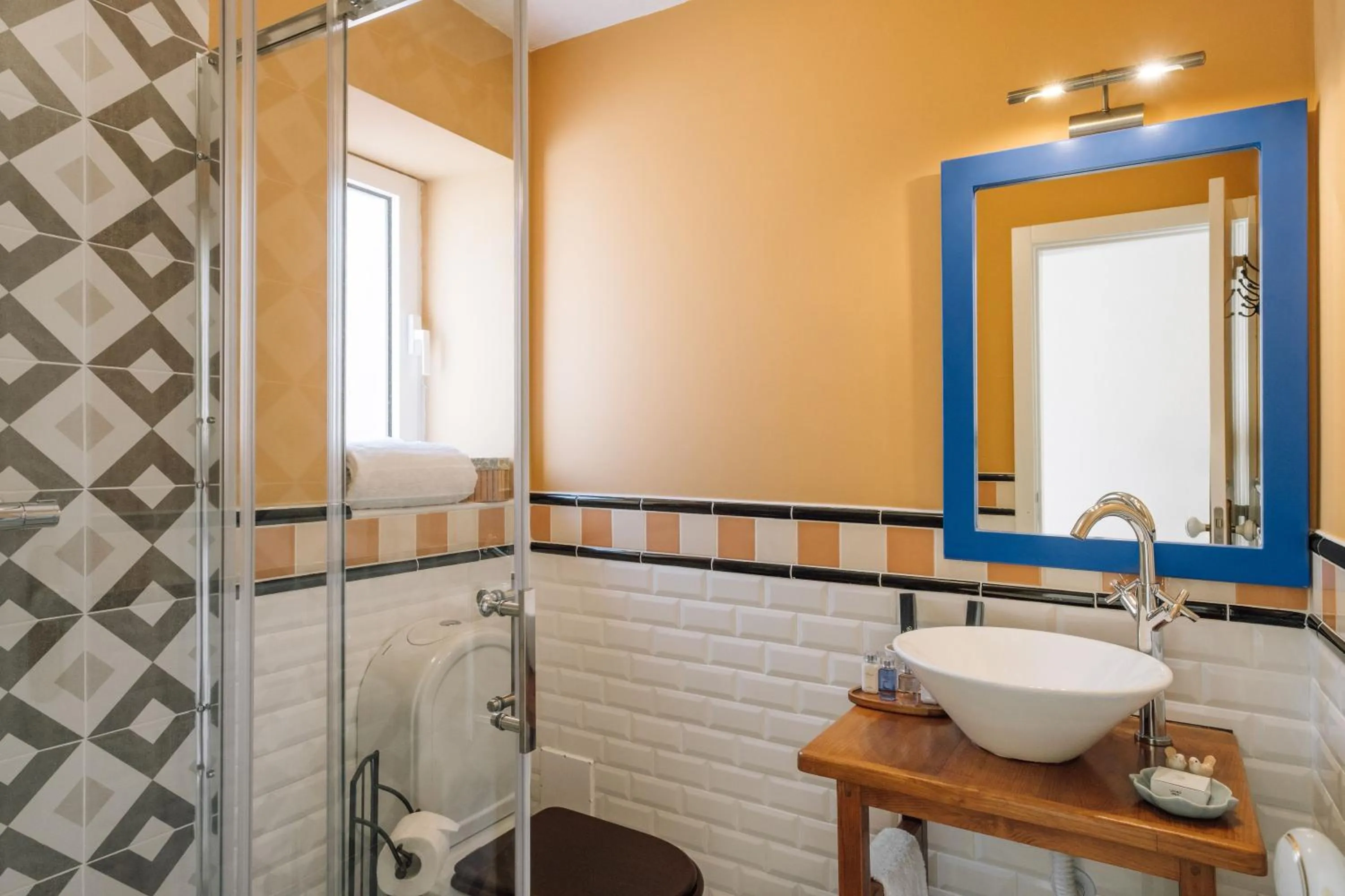 Bathroom in Palacete do Guerreiro Charme Hotel & SPA