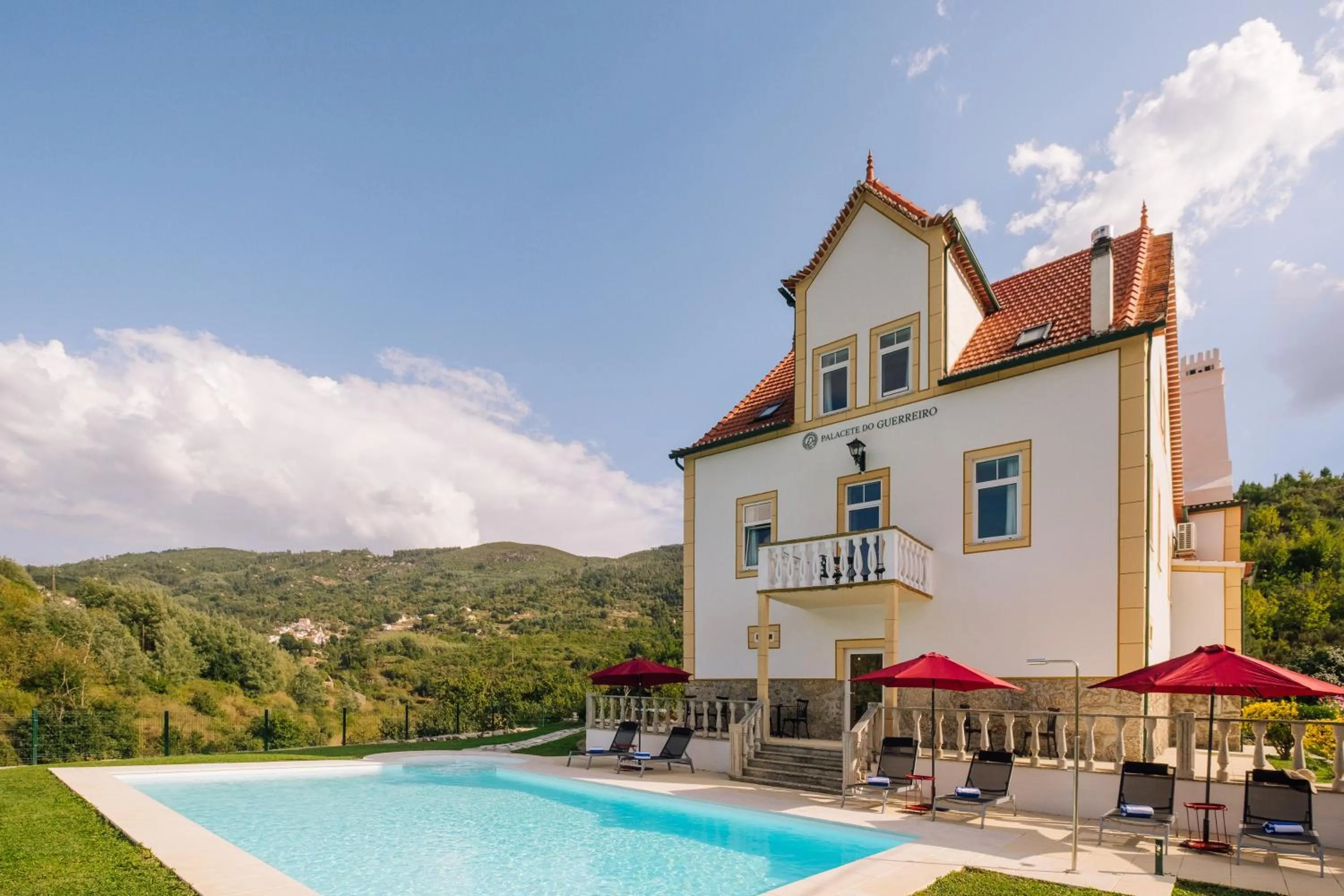 Property building in Palacete do Guerreiro Charme Hotel & SPA