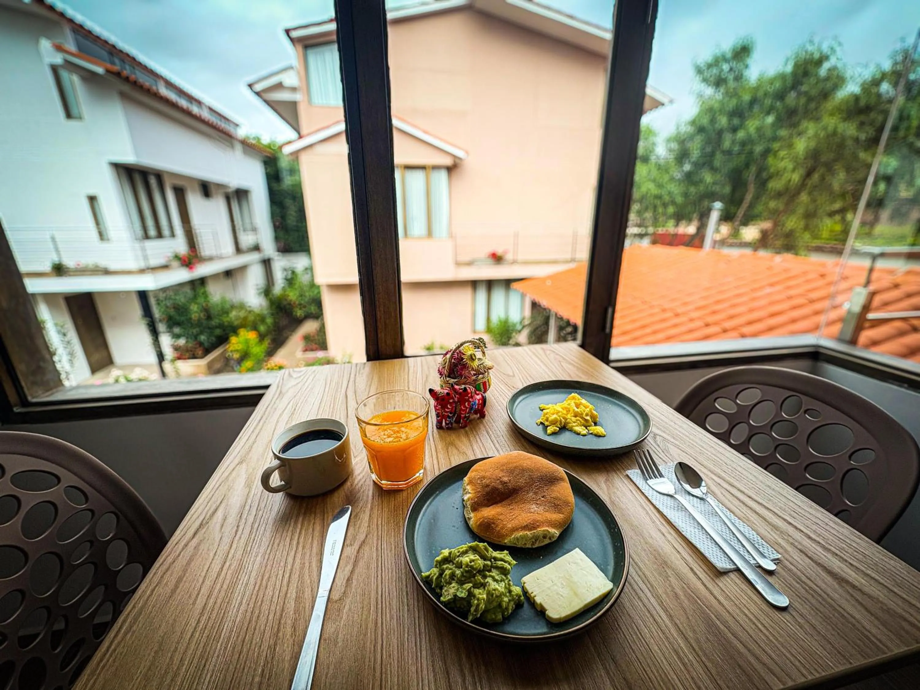 Food and drinks in MUJU hotel by Ämak