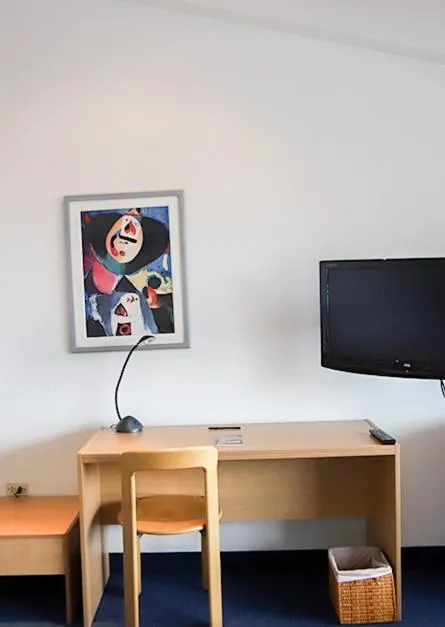 TV and multimedia in Hotel Andino Club - Hotel Asociado Casa Andina