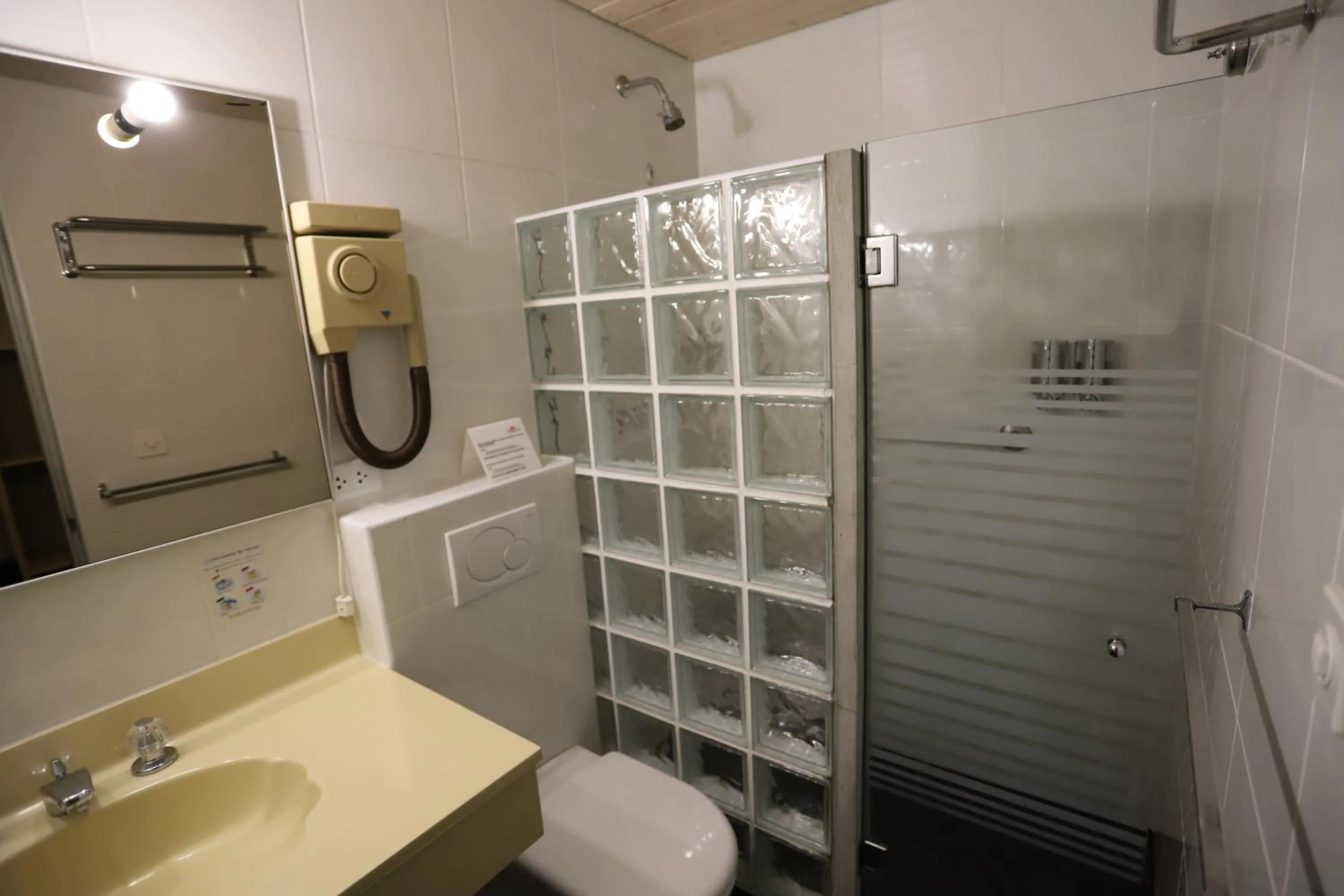 Bathroom in Hotel Andino Club - Hotel Asociado Casa Andina